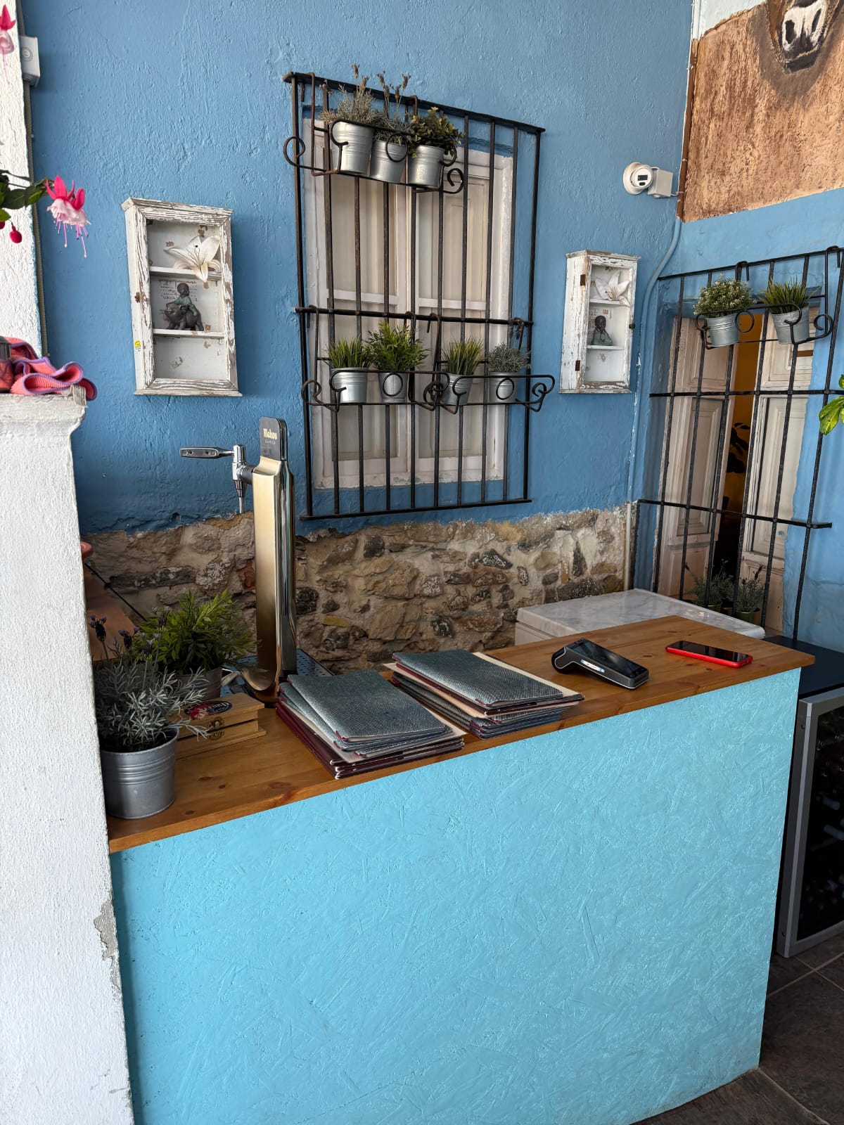 Cozy restaurant on the seaside promenade of Altea!