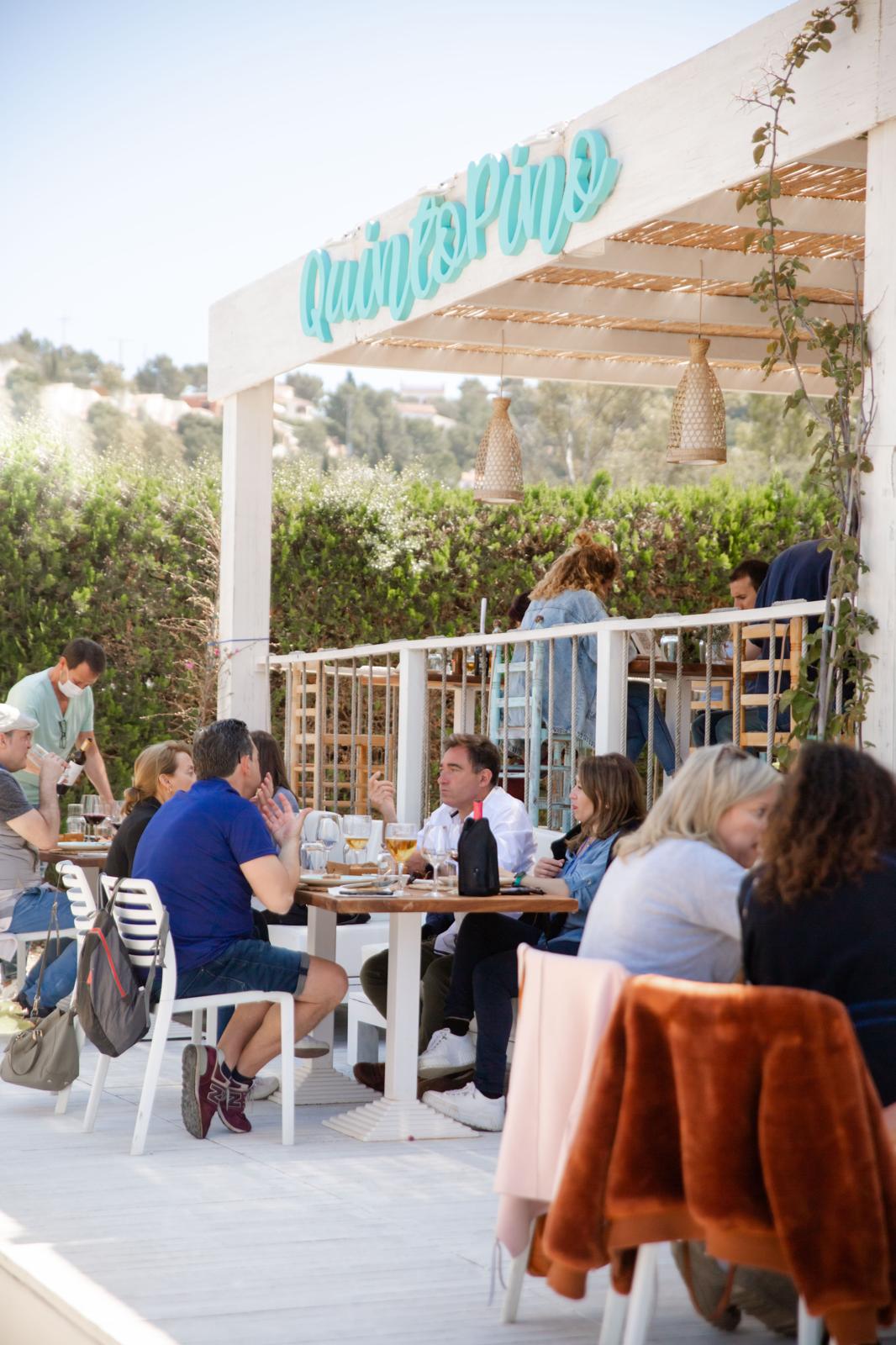Unieke kans in Dénia! Gevestigd restaurant met grote prestige en trouwe klanten.