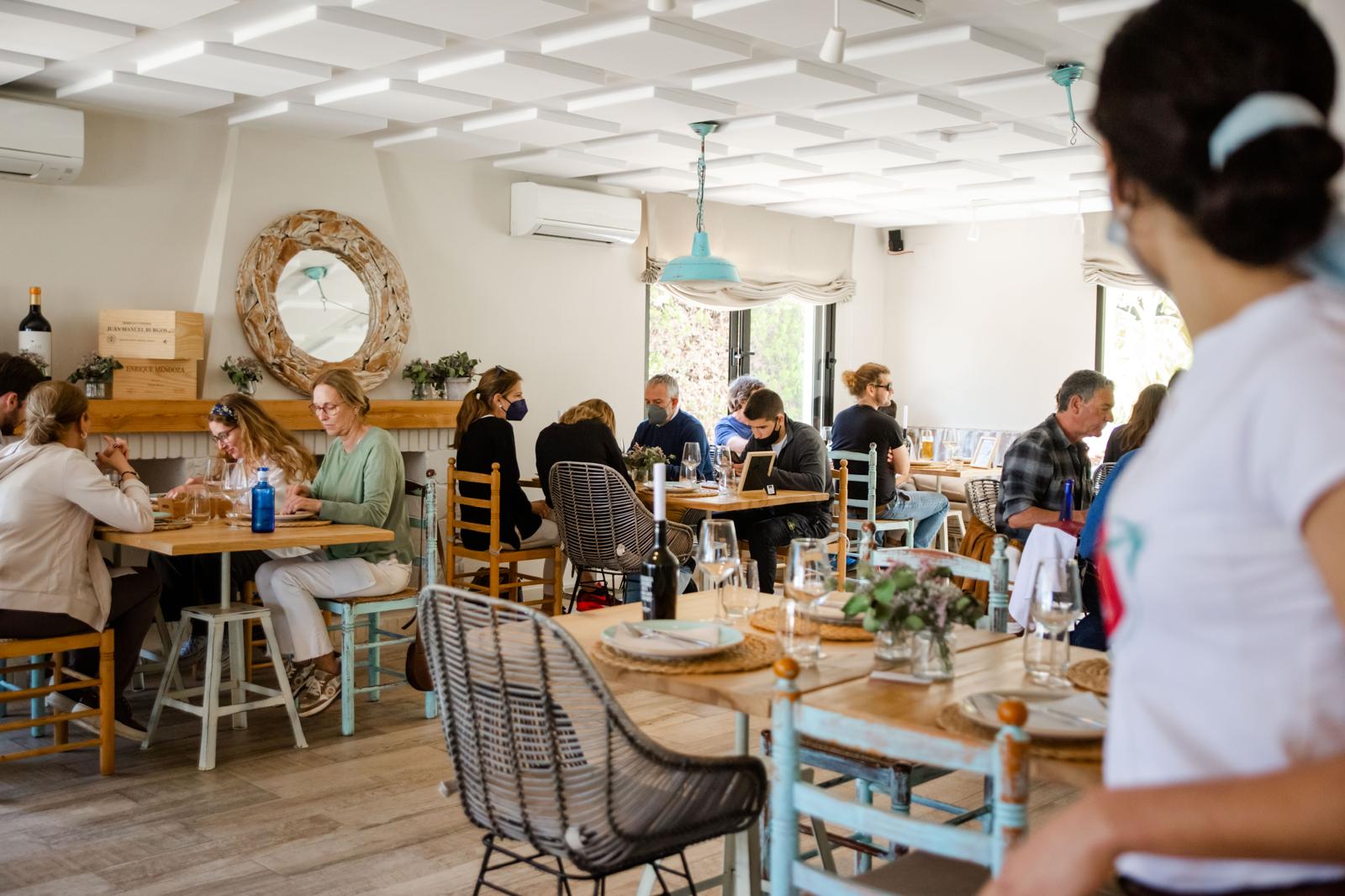 Unieke kans in Dénia! Gevestigd restaurant met grote prestige en trouwe klanten.