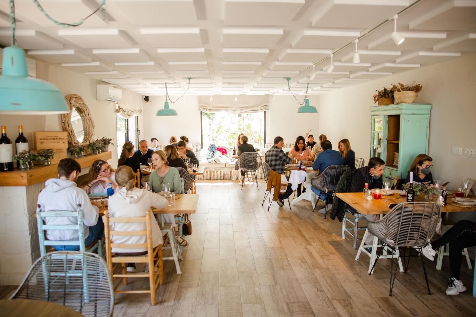 Unieke kans in Dénia! Gevestigd restaurant met grote prestige en trouwe klanten.