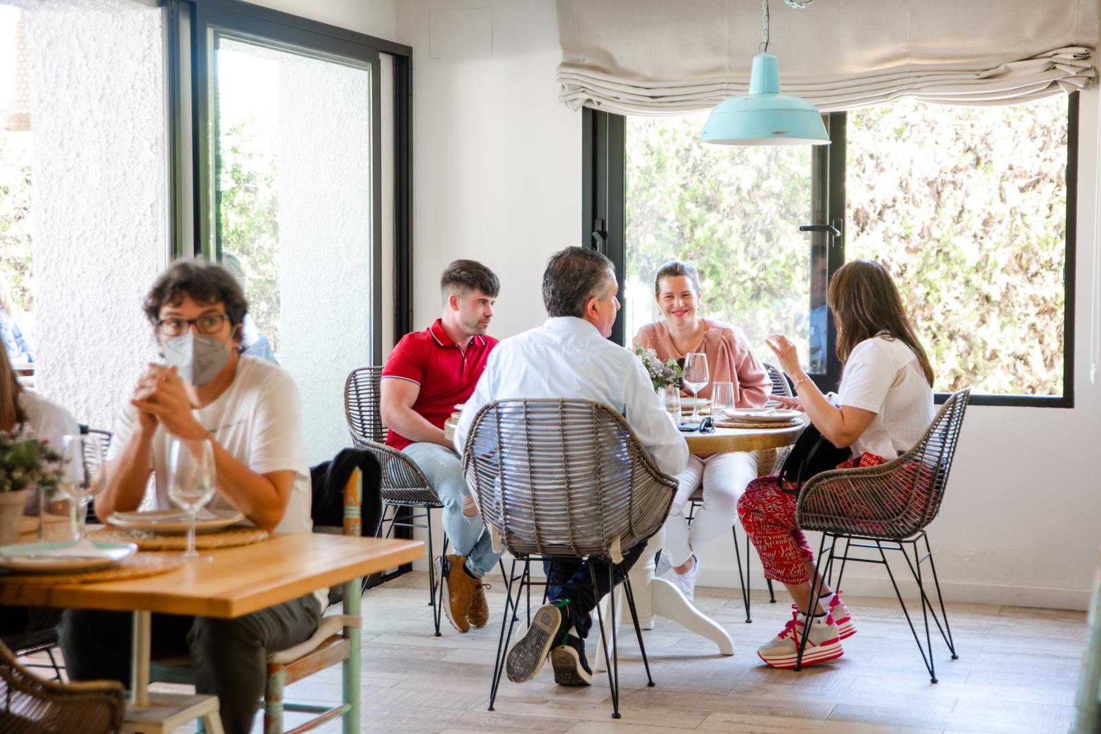 Unieke kans in Dénia! Gevestigd restaurant met grote prestige en trouwe klanten.