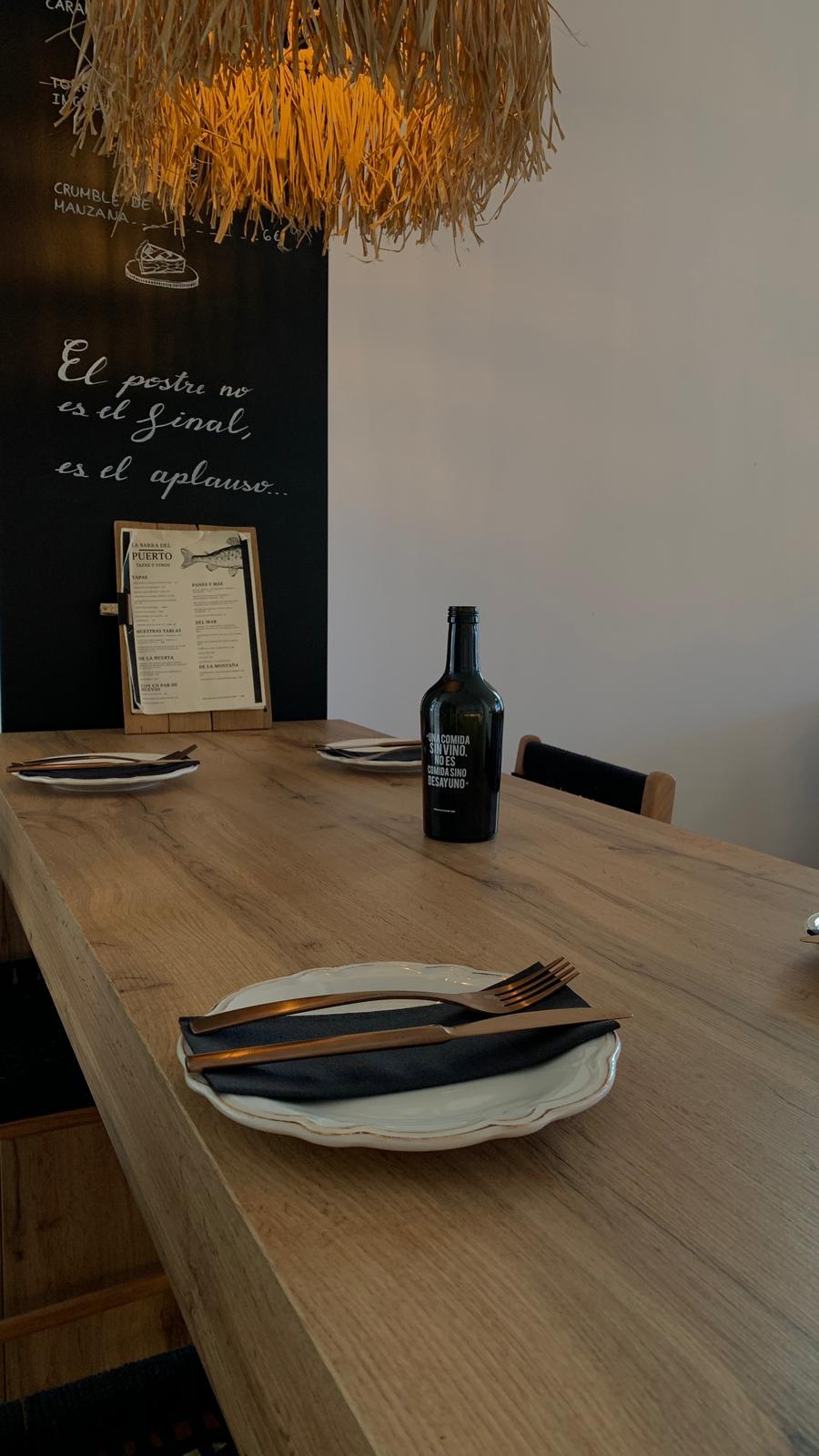 Prestigious restaurant in the heart of Dénia — established business, ready to continue thriving