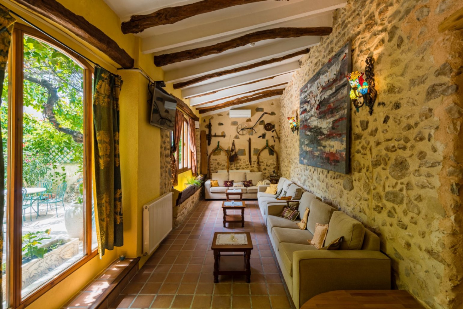 EINE EINZIGARTIGE VILLA IM HERZEN VON ALICANTE