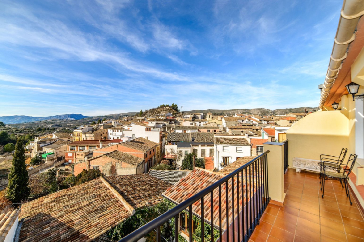 EINE EINZIGARTIGE VILLA IM HERZEN VON ALICANTE