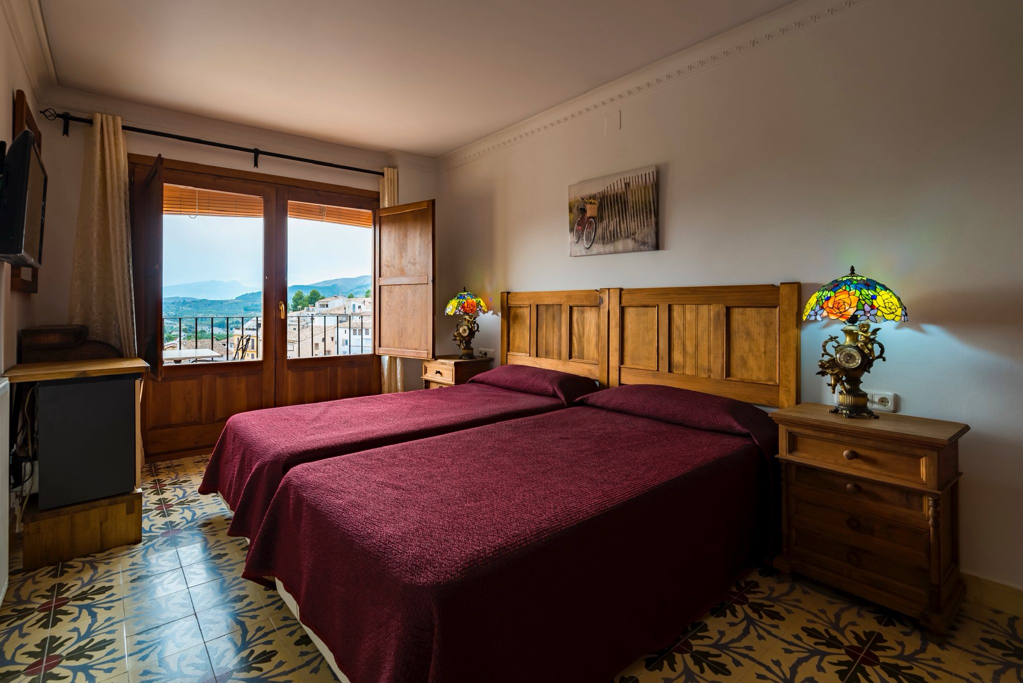 EINE EINZIGARTIGE VILLA IM HERZEN VON ALICANTE