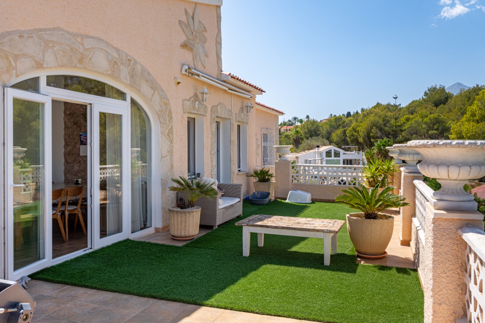 Villa mit Charme, Ausblick und unendlichem Potenzial in Alfaz del Pi