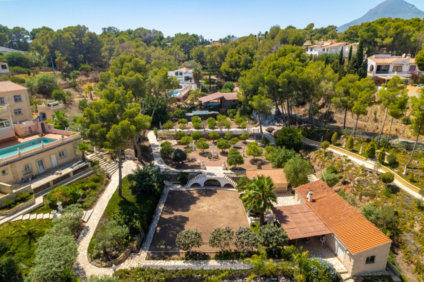 Villa mit Charme, Ausblick und unendlichem Potenzial in Alfaz del Pi
