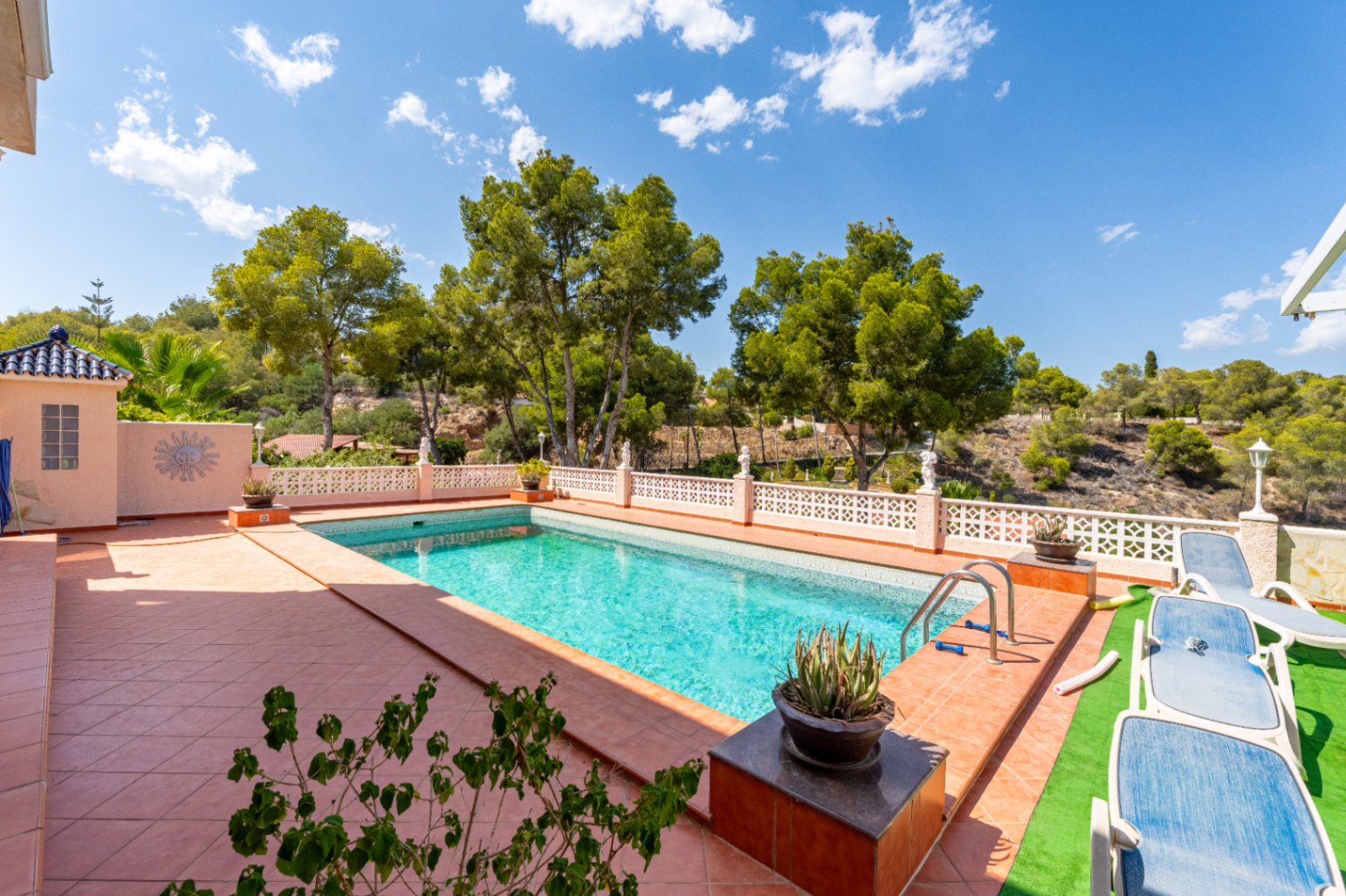 Villa mit Charme, Ausblick und unendlichem Potenzial in Alfaz del Pi