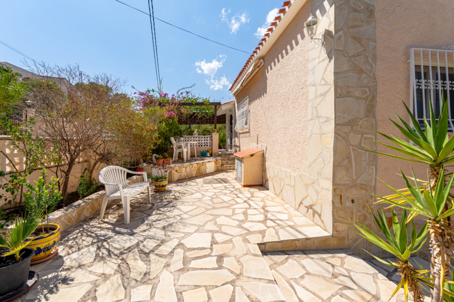 Villa mit Charme, Ausblick und unendlichem Potenzial in Alfaz del Pi
