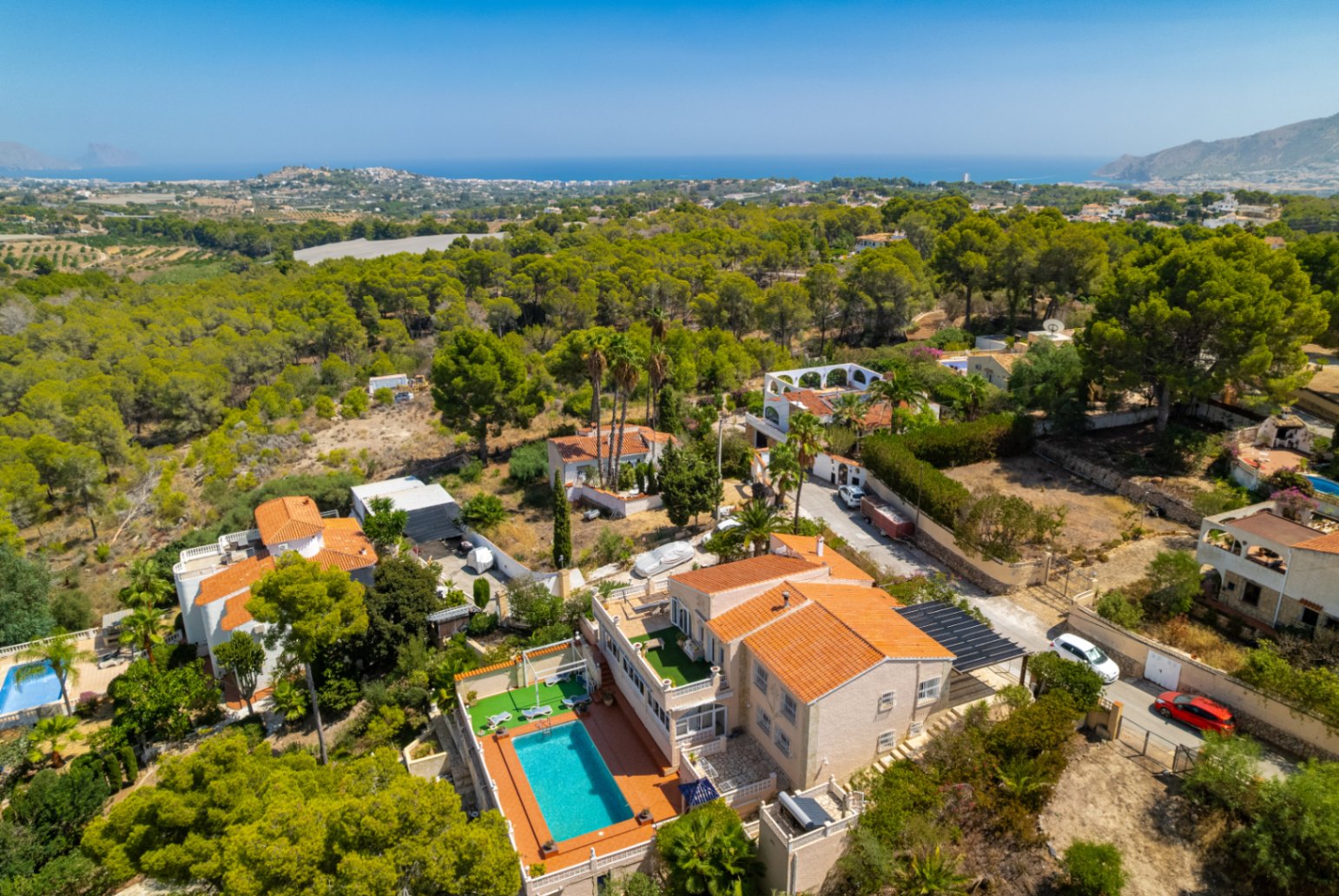 Villa mit Charme, Ausblick und unendlichem Potenzial in Alfaz del Pi