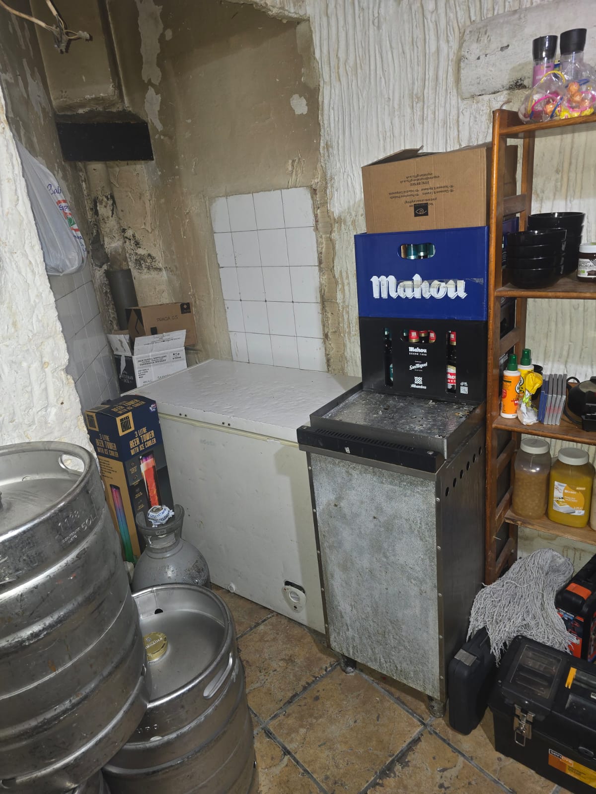 Unique opportunity in Alfaz del Pi! – Sports bar with great visibility for transfer