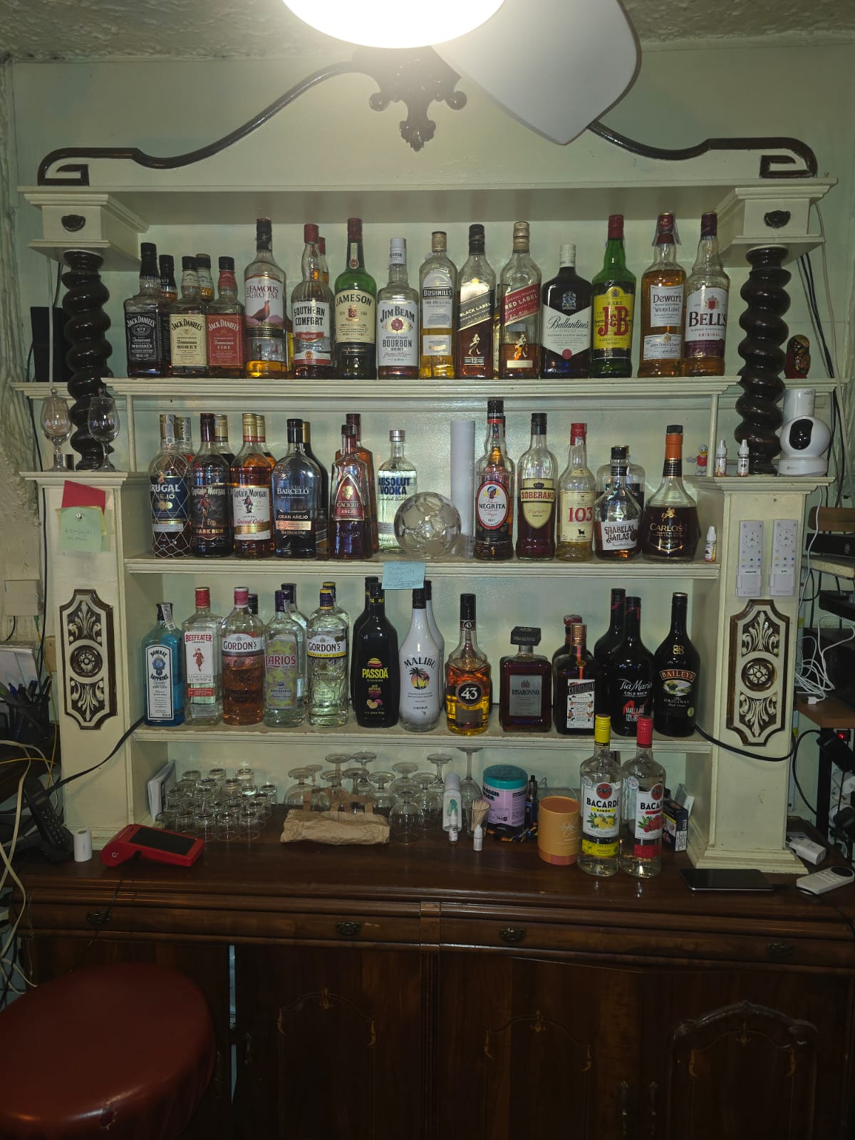 Unique opportunity in Alfaz del Pi! – Sports bar with great visibility for transfer