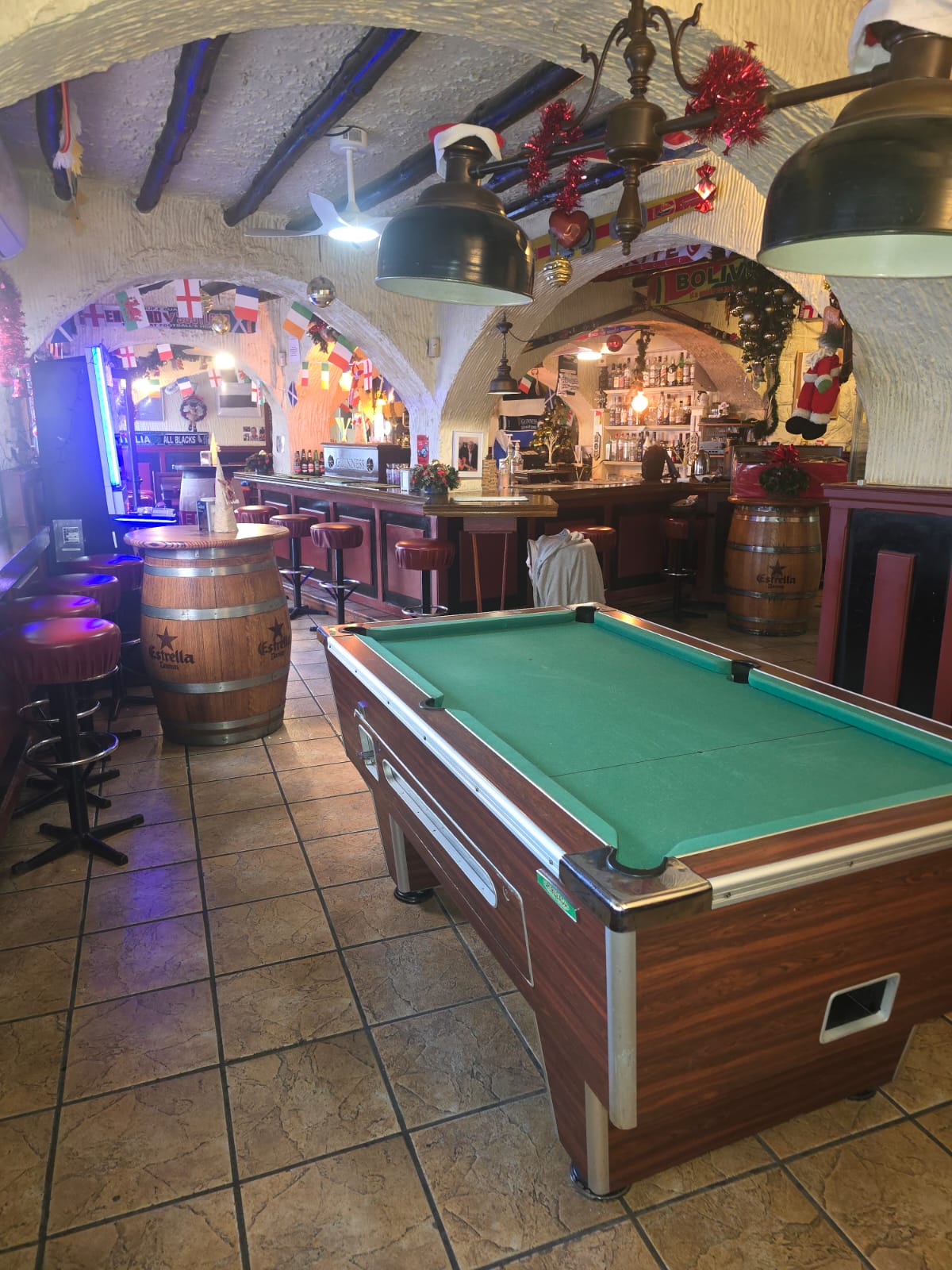 Unique opportunity in Alfaz del Pi! – Sports bar with great visibility for transfer