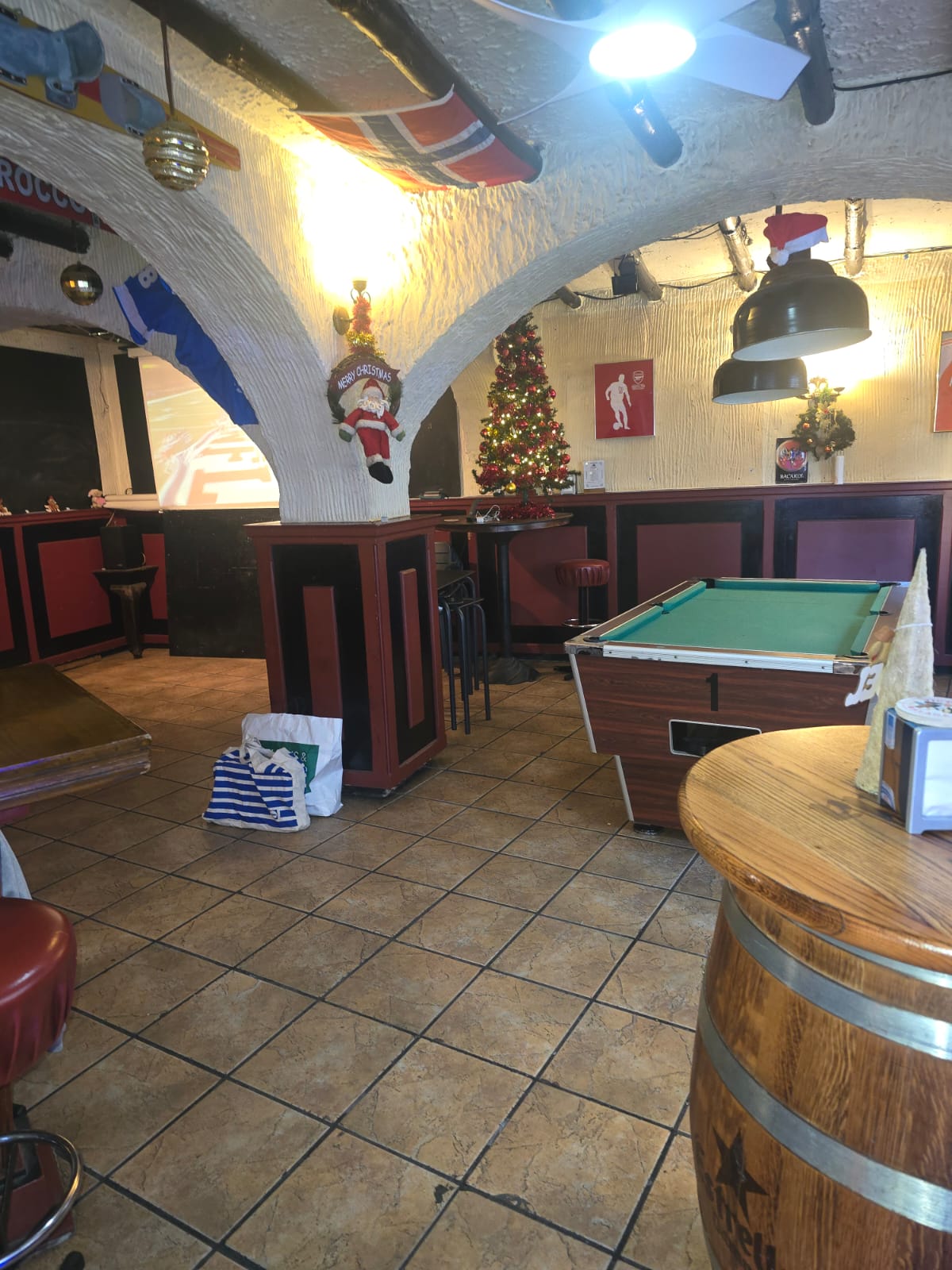 Unique opportunity in Alfaz del Pi! – Sports bar with great visibility for transfer