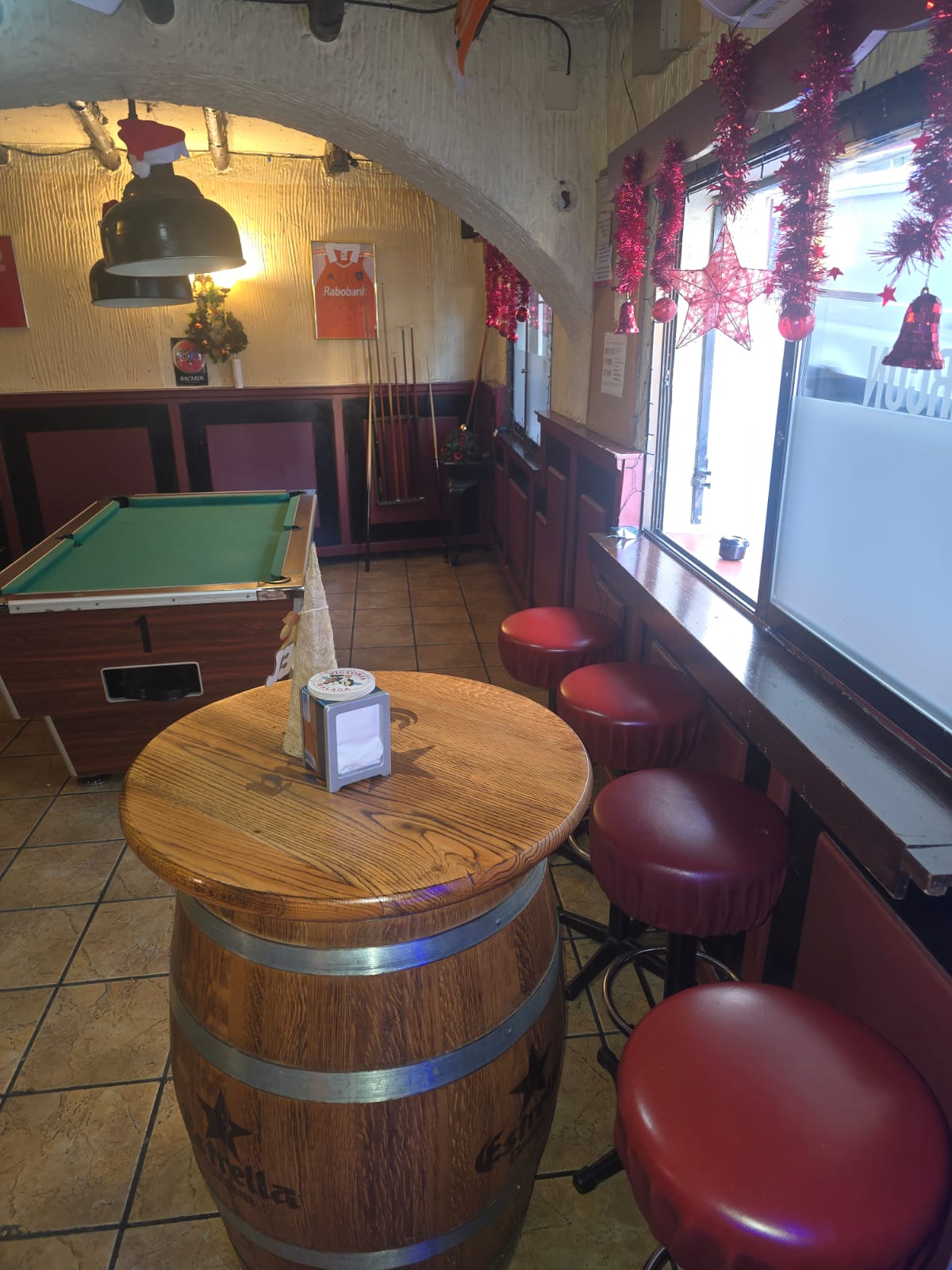 Unique opportunity in Alfaz del Pi! – Sports bar with great visibility for transfer