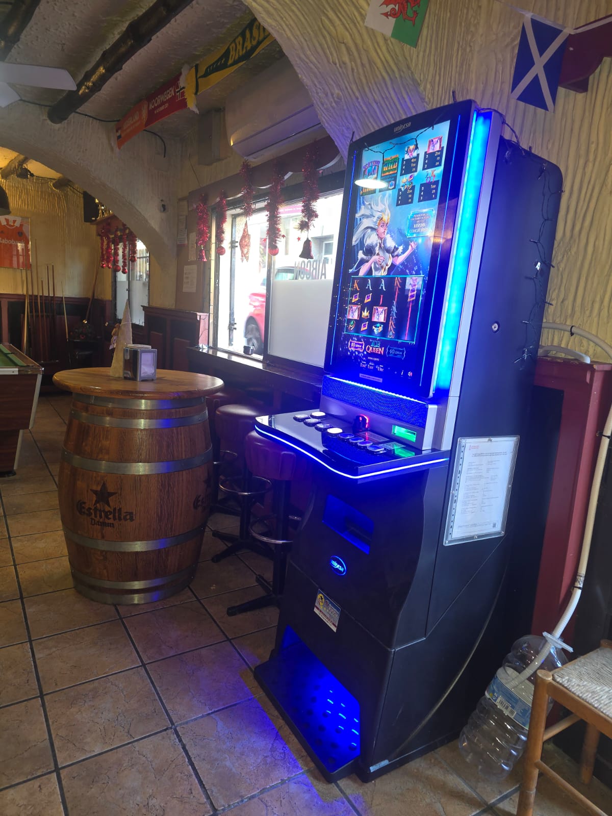Unique opportunity in Alfaz del Pi! – Sports bar with great visibility for transfer
