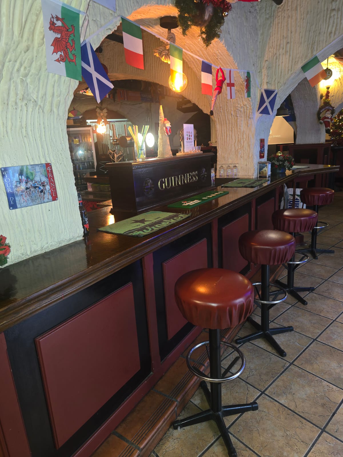 Unique opportunity in Alfaz del Pi! – Sports bar with great visibility for transfer