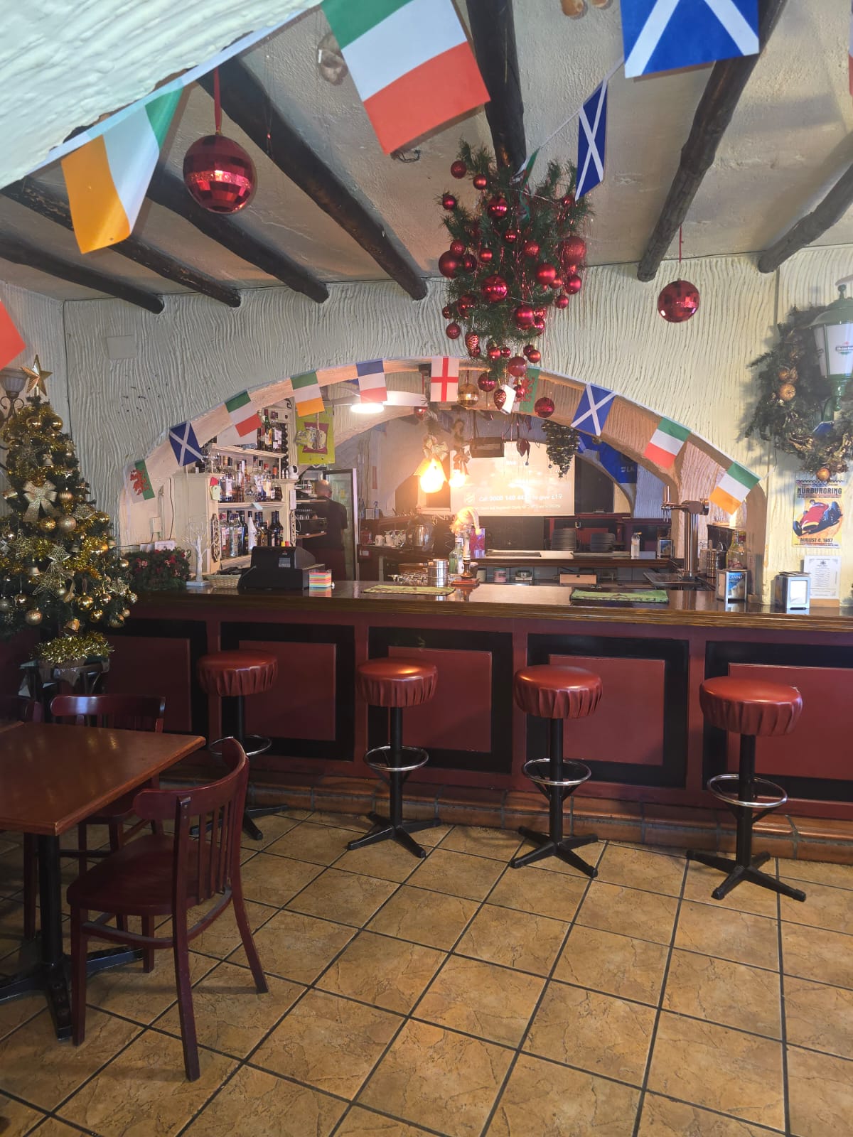 Unique opportunity in Alfaz del Pi! – Sports bar with great visibility for transfer