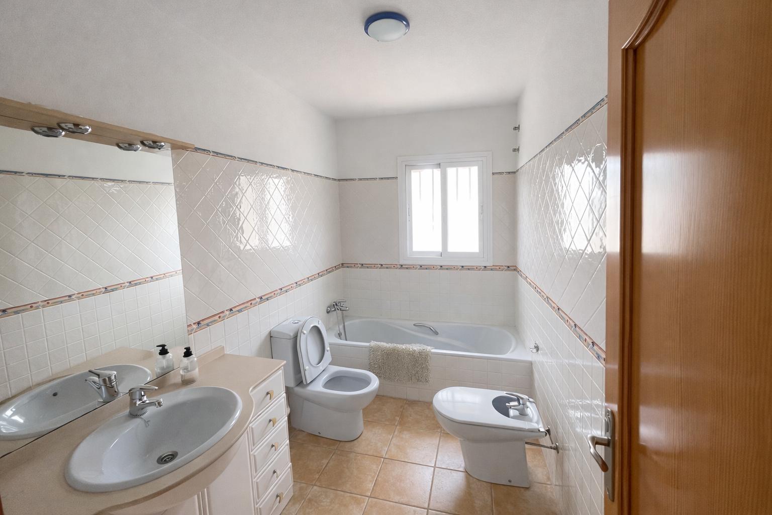 Zu verkaufen! Ihr Traumhaus in Albir! 3 Zimmer, 3 Bäder