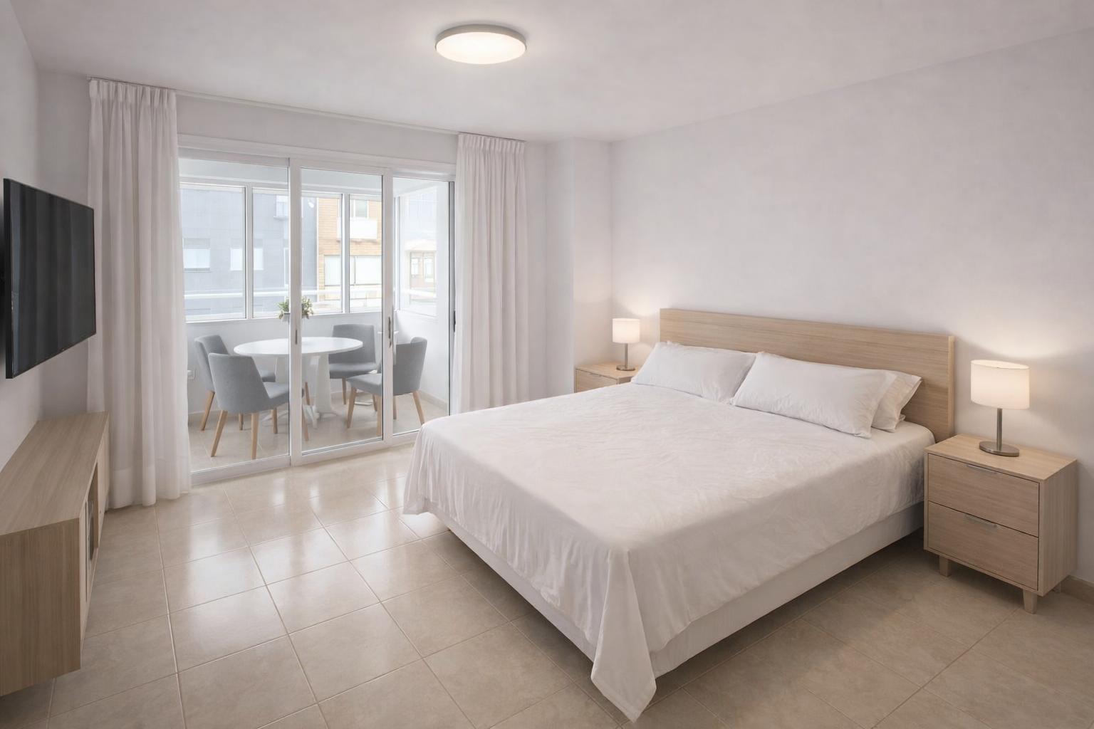 En venta, luminoso piso de 3 habitaciones y 2 baños en pleno centro de Alfaz del Pi