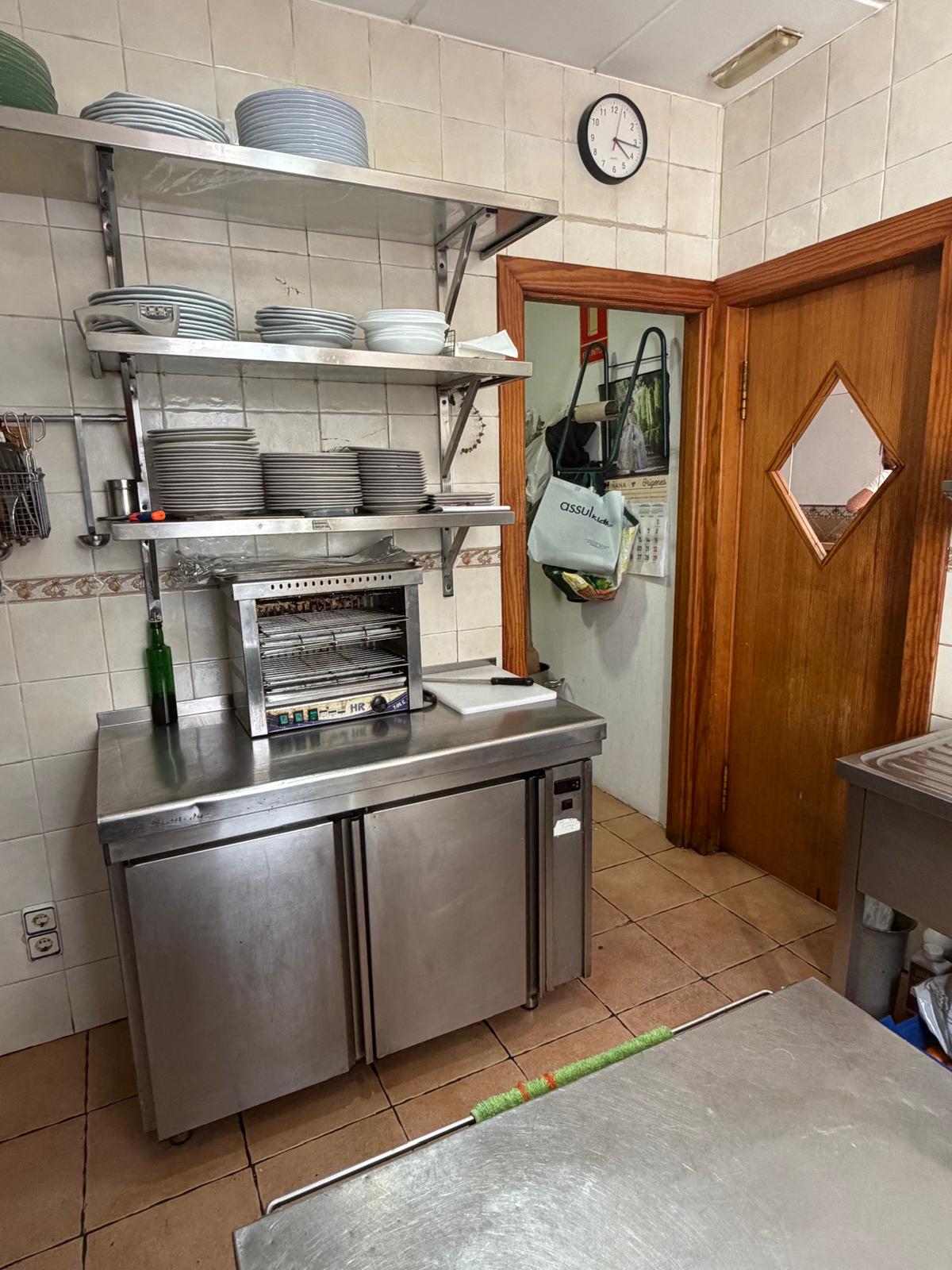 Cession d'un commerce consolidé au cœur d'Altea — Bar Cafeteria Bon Estar