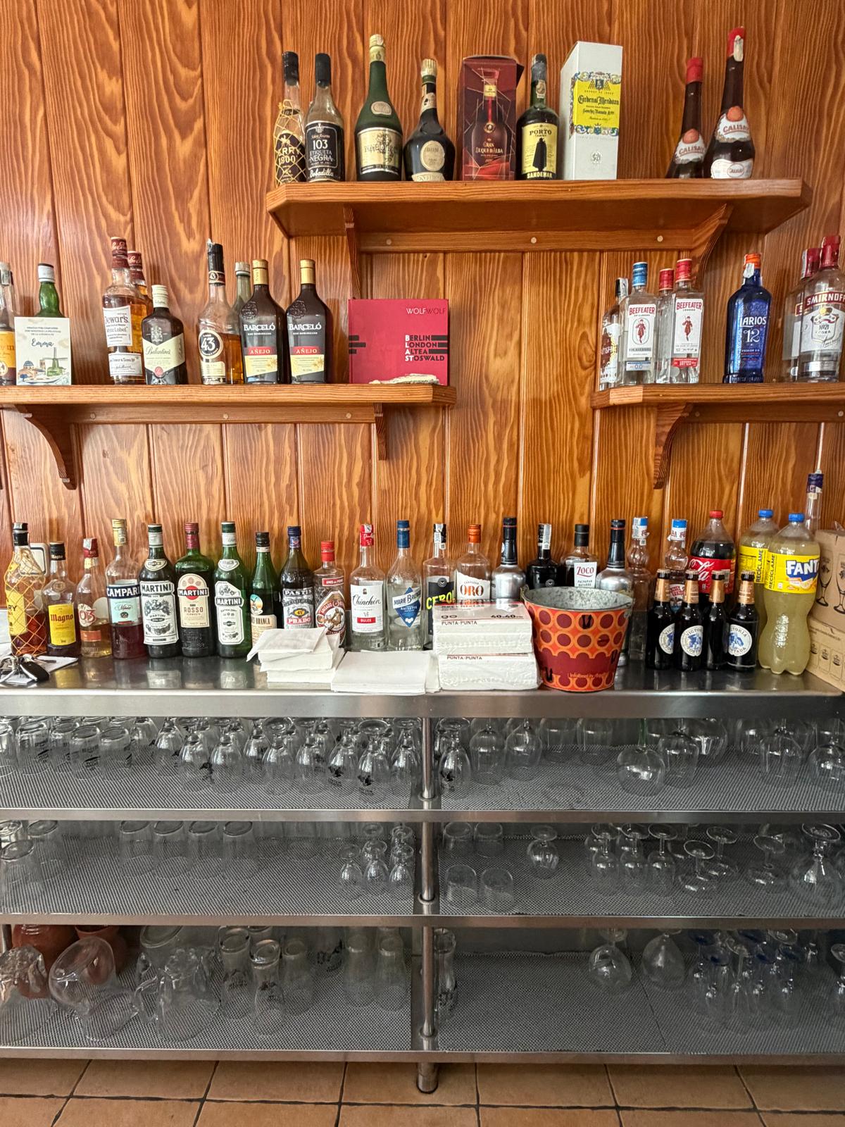 Cession d'un commerce consolidé au cœur d'Altea — Bar Cafeteria Bon Estar