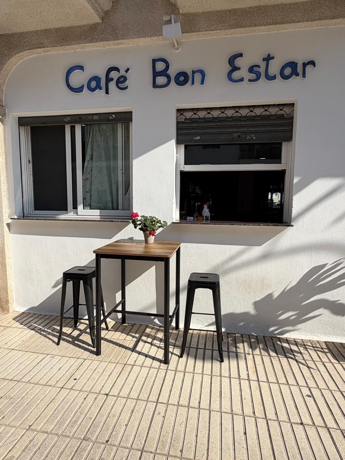 Cession d'un commerce consolidé au cœur d'Altea — Bar Cafeteria Bon Estar