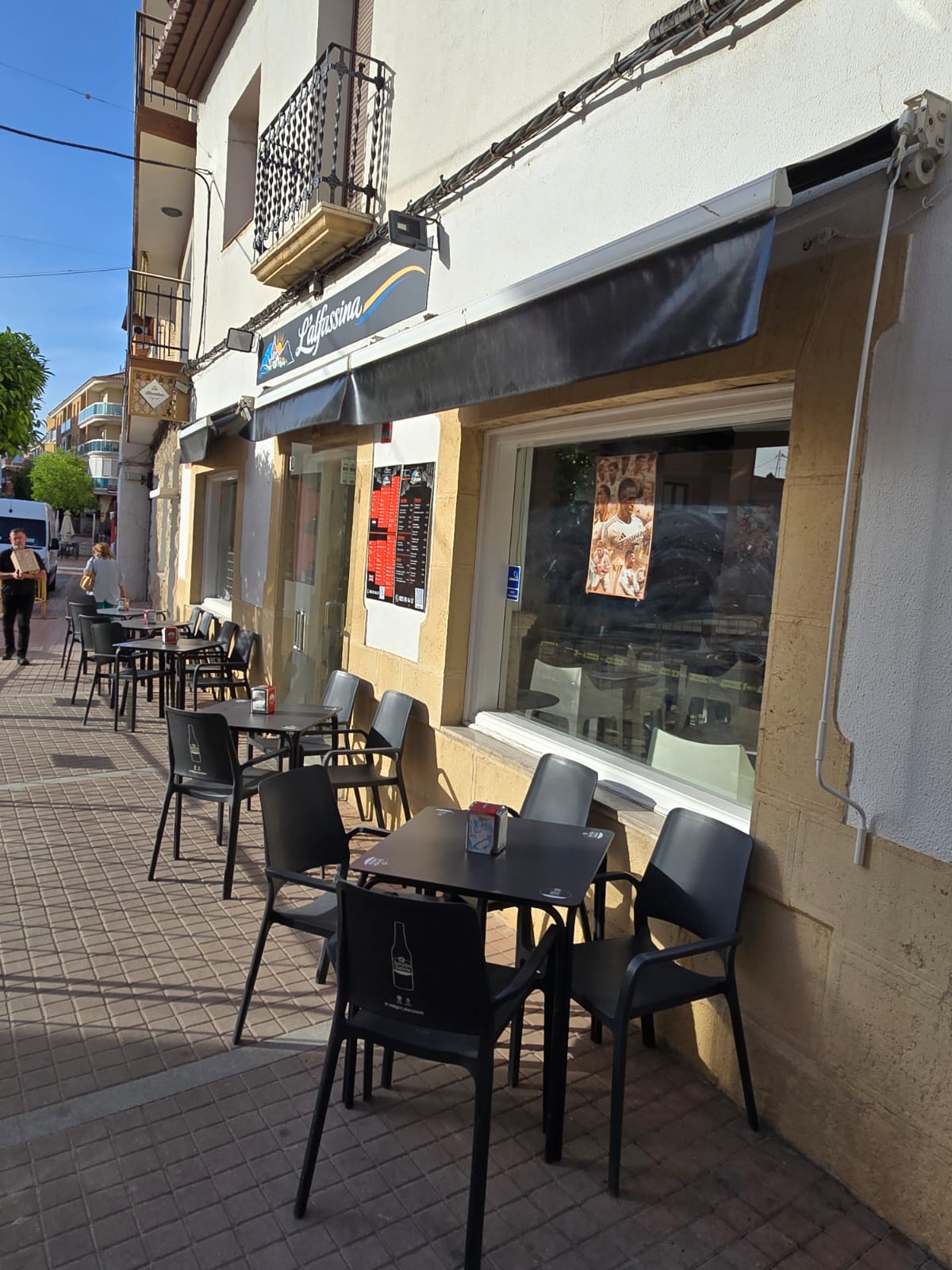 ¡Oportunidad única en Alfàs del Pi, bar/restaurante!
