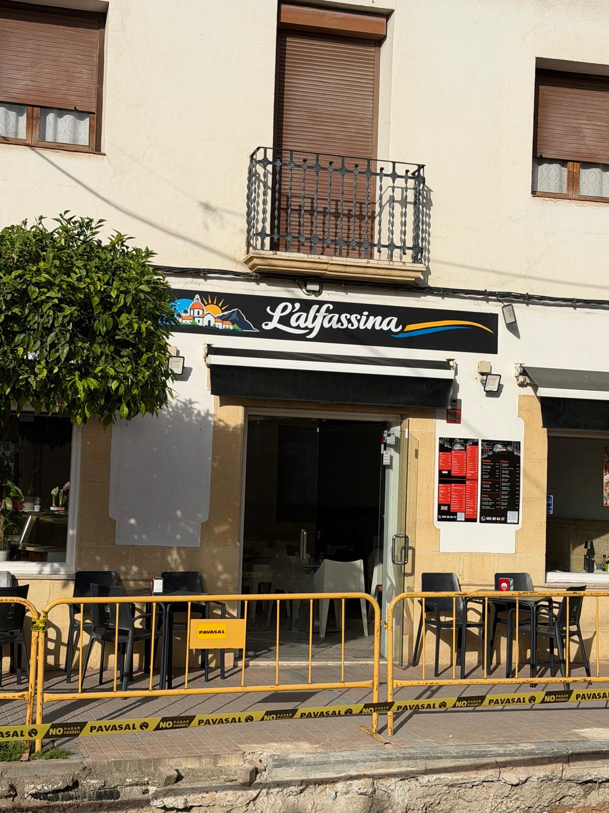 GH-0345 - ¡Oportunidad única en Alfàs del Pi, bar/restaurante!