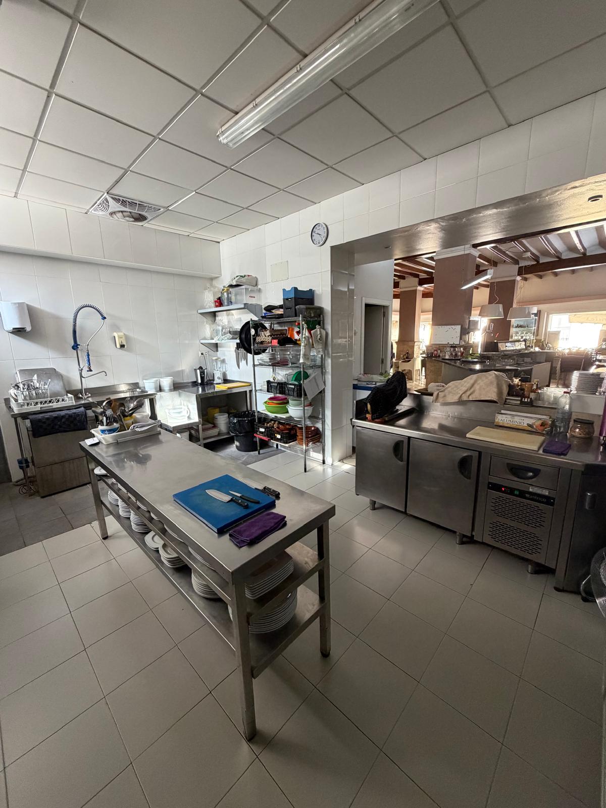 ¡Oportunidad única en Alfàs del Pi, bar/restaurante!