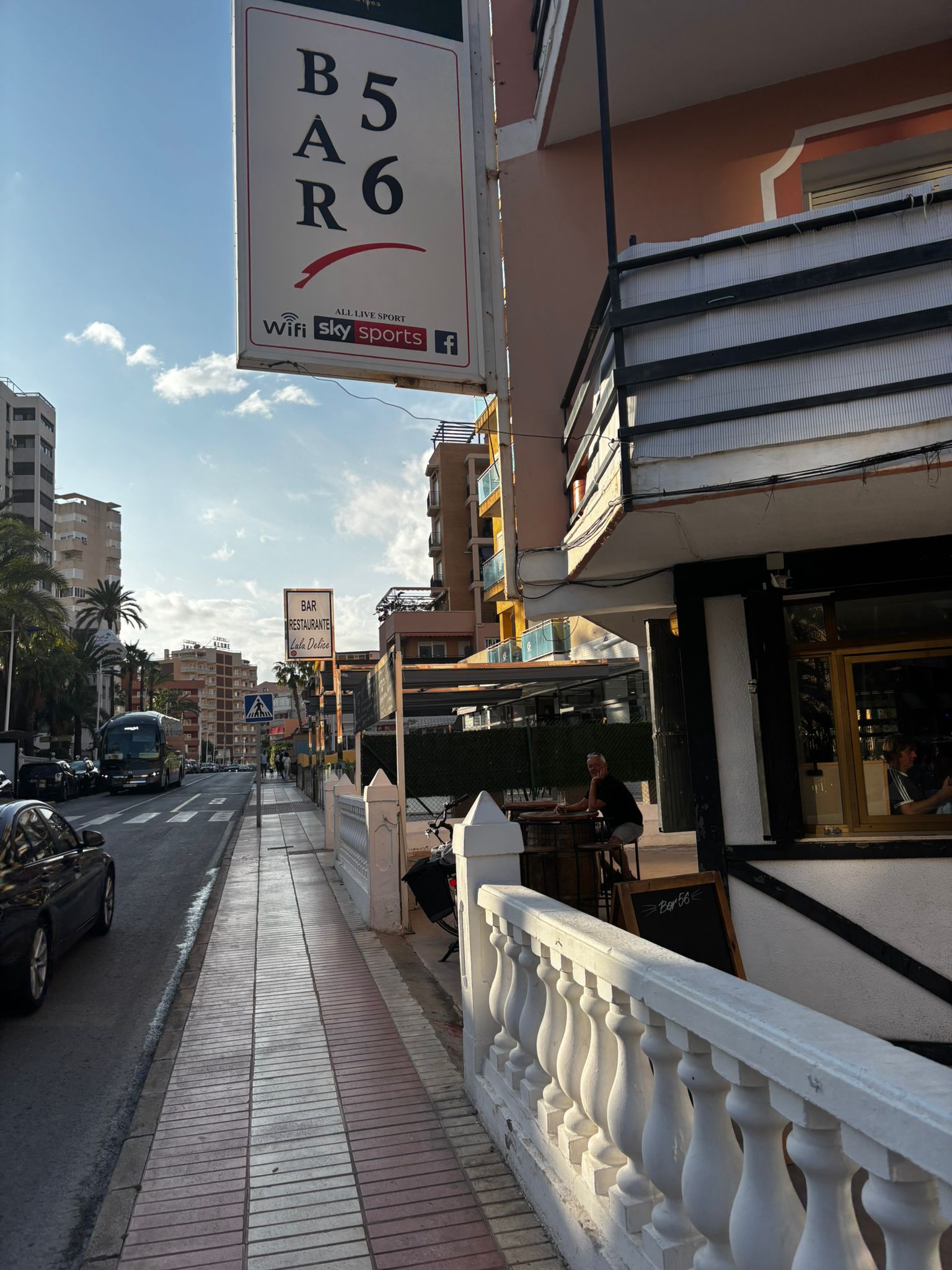 Traspaso i Cala de Benidorm på en privilegert beliggenhet, Bar 56