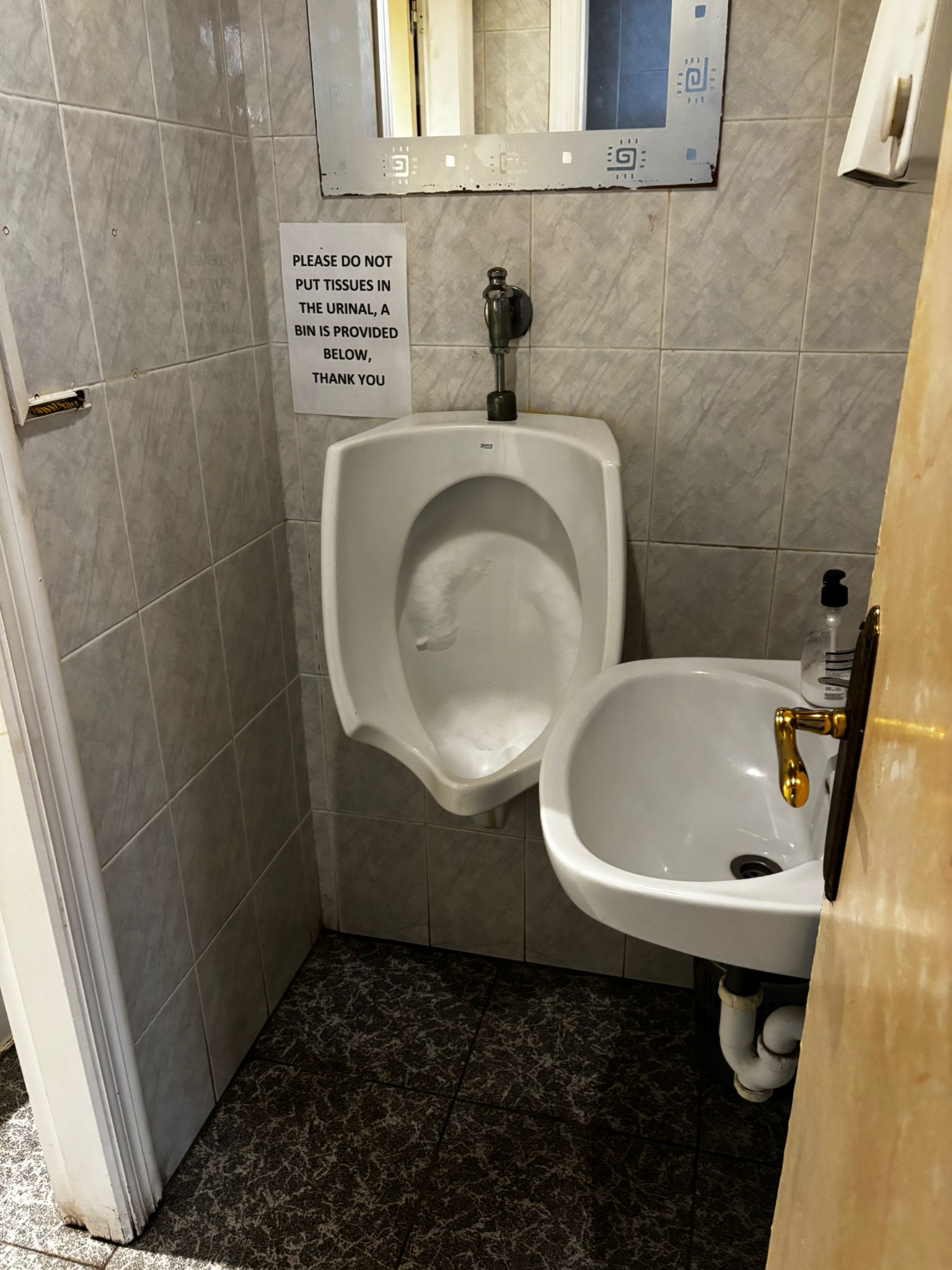 Traspaso i Cala de Benidorm på en privilegert beliggenhet, Bar 56