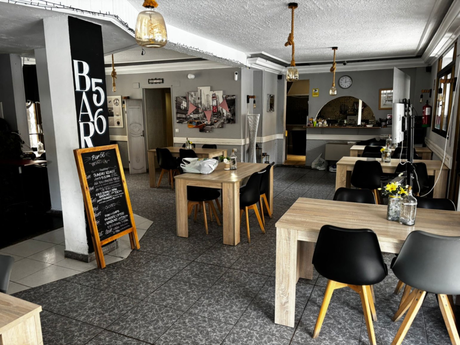 Traspaso i Cala de Benidorm på en privilegert beliggenhet, Bar 56