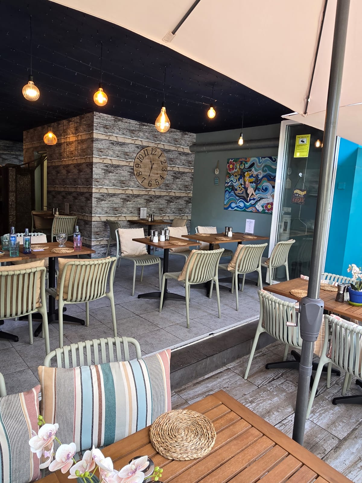 Se traspasa, muy bien conocido restaurante en Albir cerca de la playa