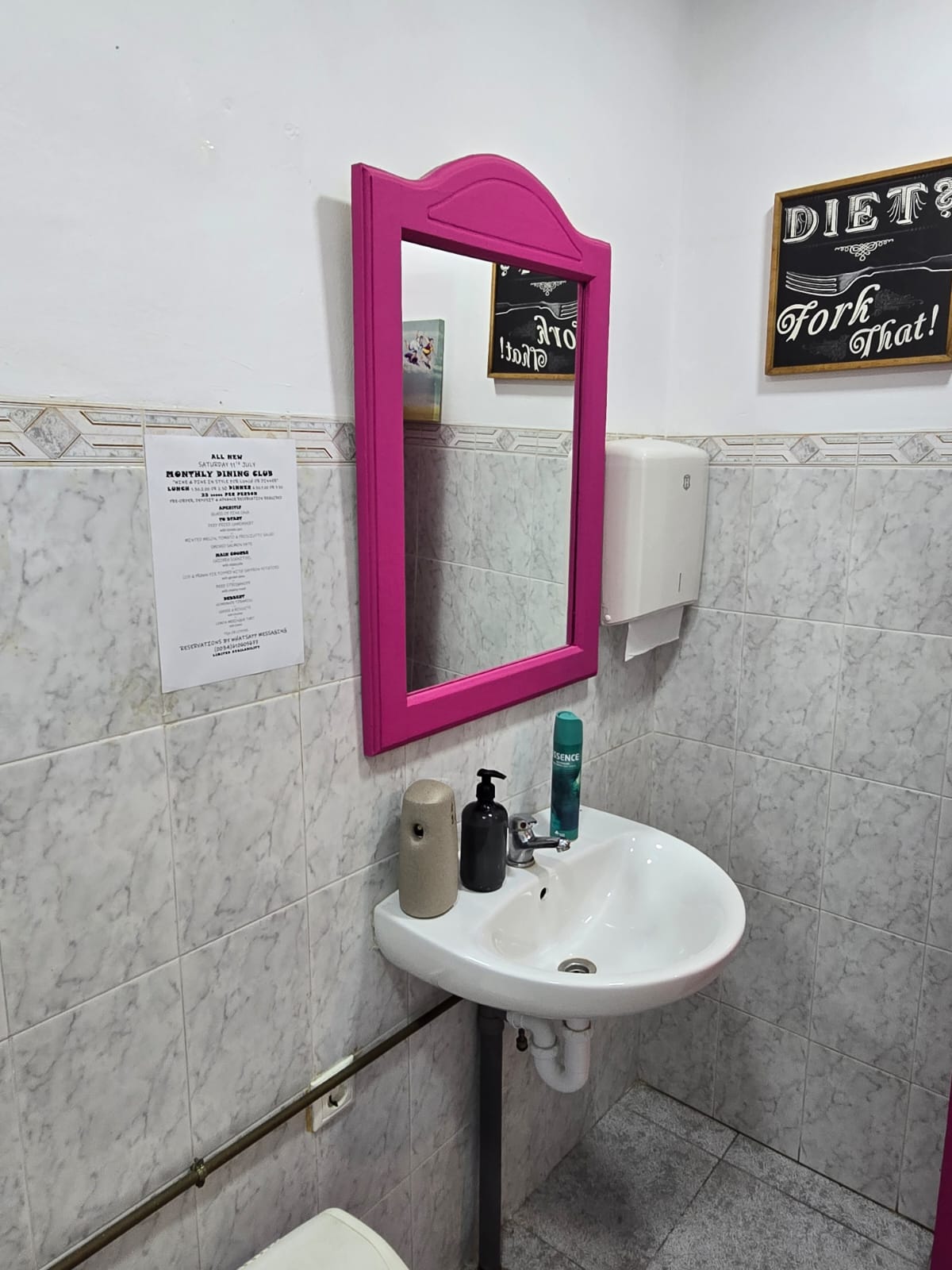 Se traspasa, muy bien conocido restaurante en Albir cerca de la playa