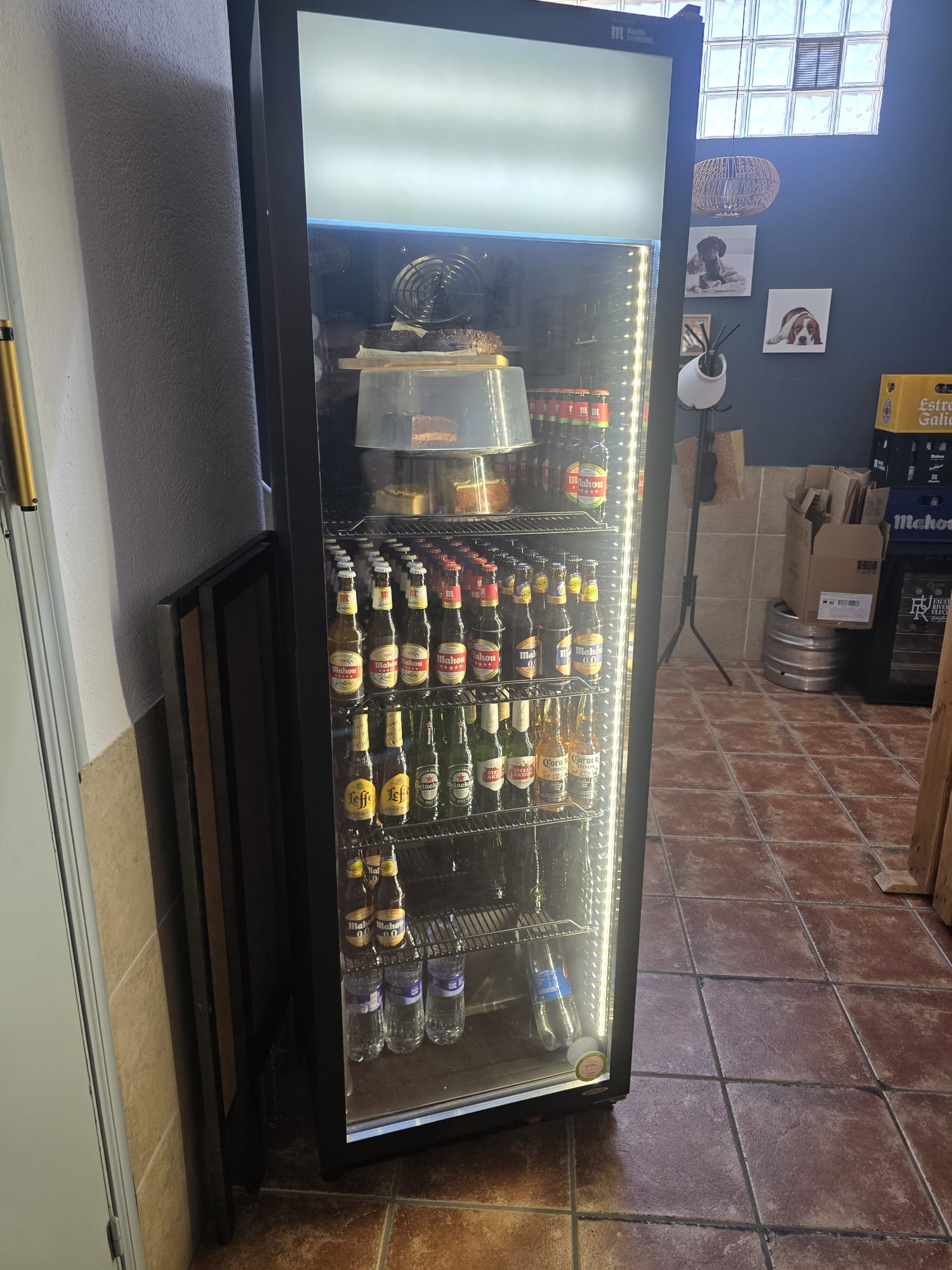 Traspaso cafetería-restaurante en pleno funcionamiento en La Nucía