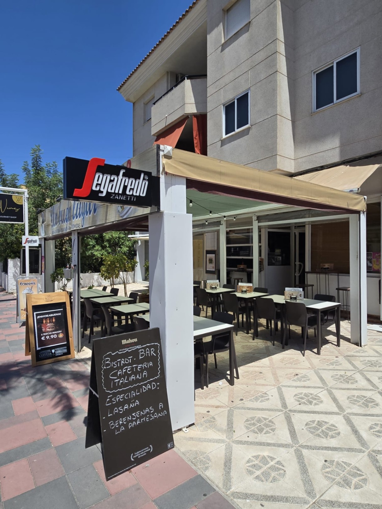 Traspaso cafetería-restaurante en pleno funcionamiento en La Nucía