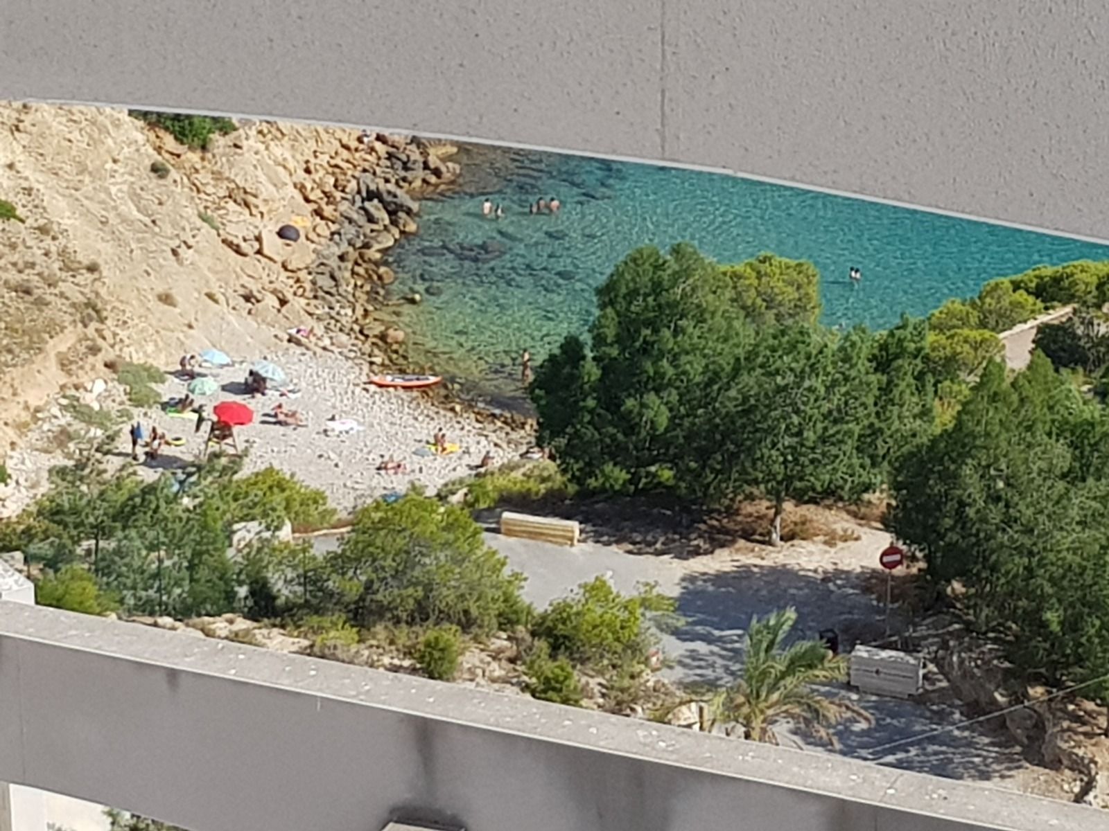 For sale, a truly special apartment in one of the most privileged areas of Benidorm.
