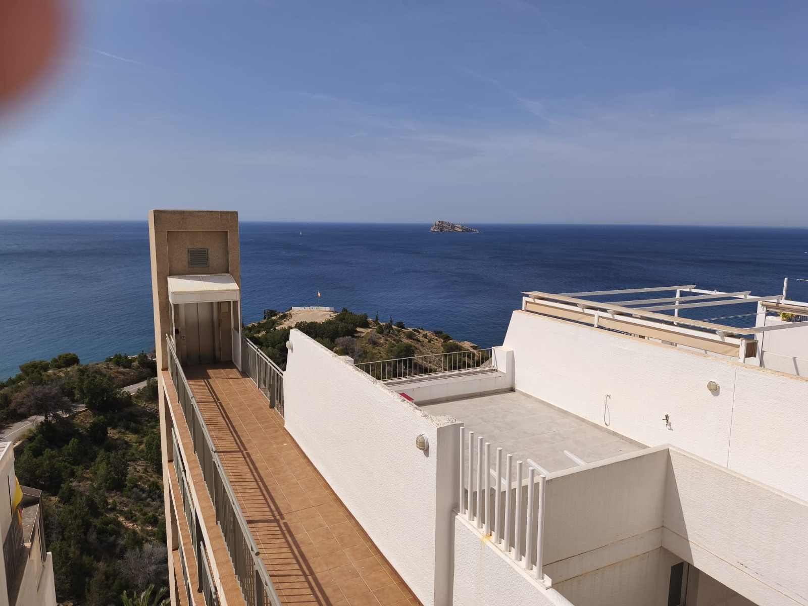 Te koop echt een bijzonder appartement in een van de meest bevoorrechte gebieden van Benidorm.