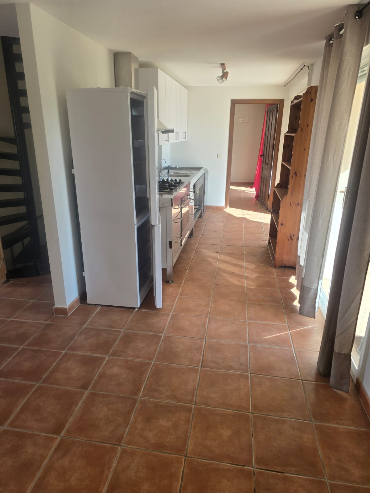 Espectacular villa independiente en Busot con piscina privada, vistas panorámicas y apartamentos independientes