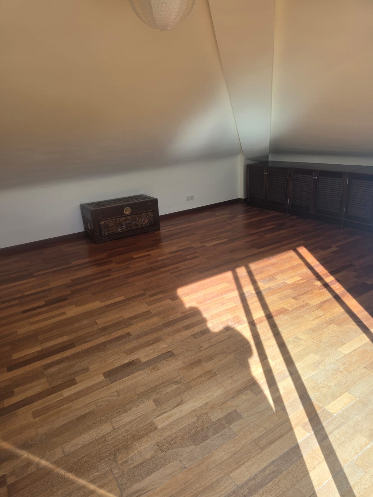 Espectacular villa independiente en Busot con piscina privada, vistas panorámicas y apartamentos independientes