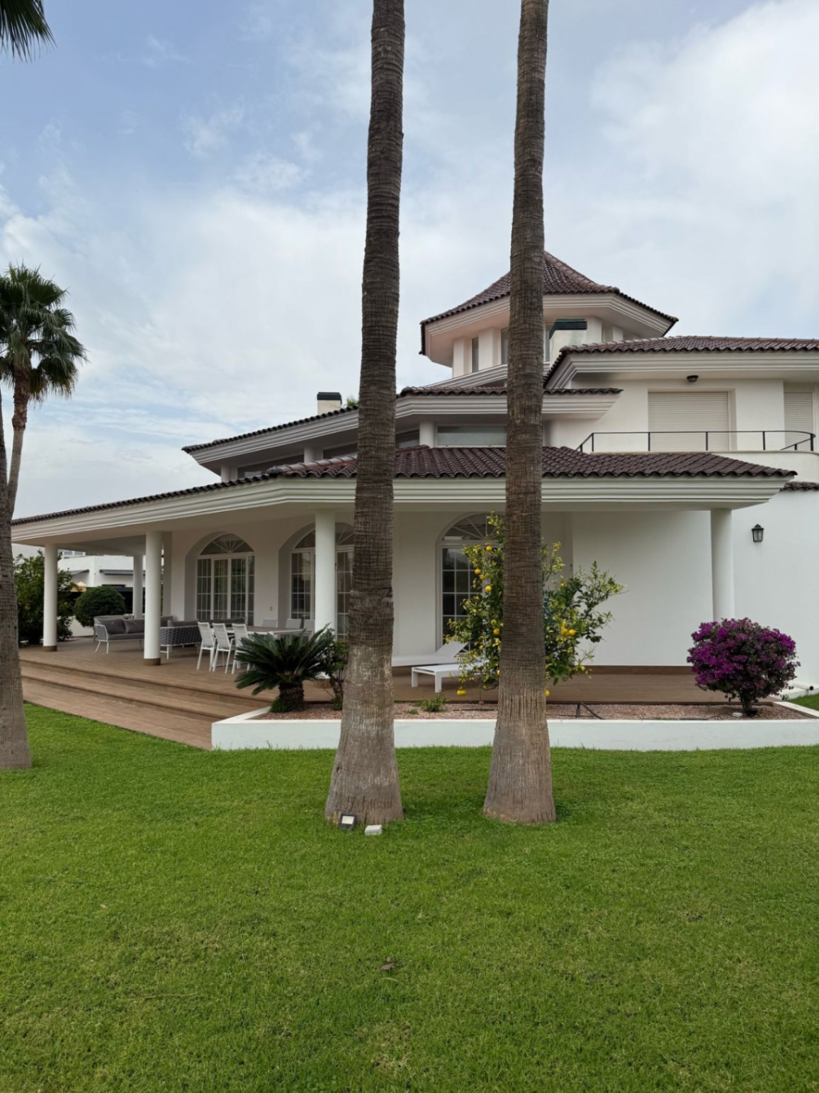 Te koop luxe villa in Alfaz del Pí