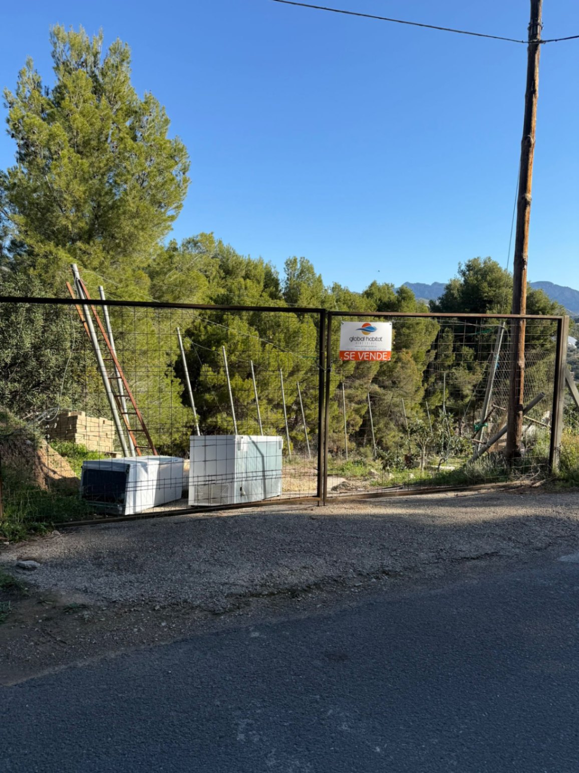 Terreno de 7400 metros en Callosa den Saria con posibilidad de construir hasta 150 m2