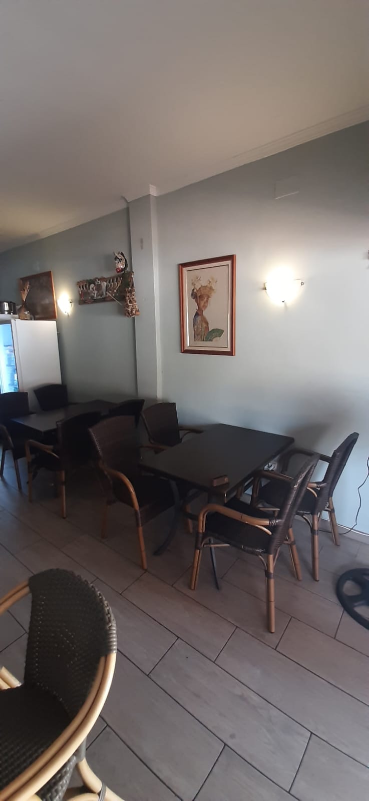 ¡OPORTUNIDAD ÚNICA! TRASPASO RESTAURANTE EN EL CENTRO DE ALBIR