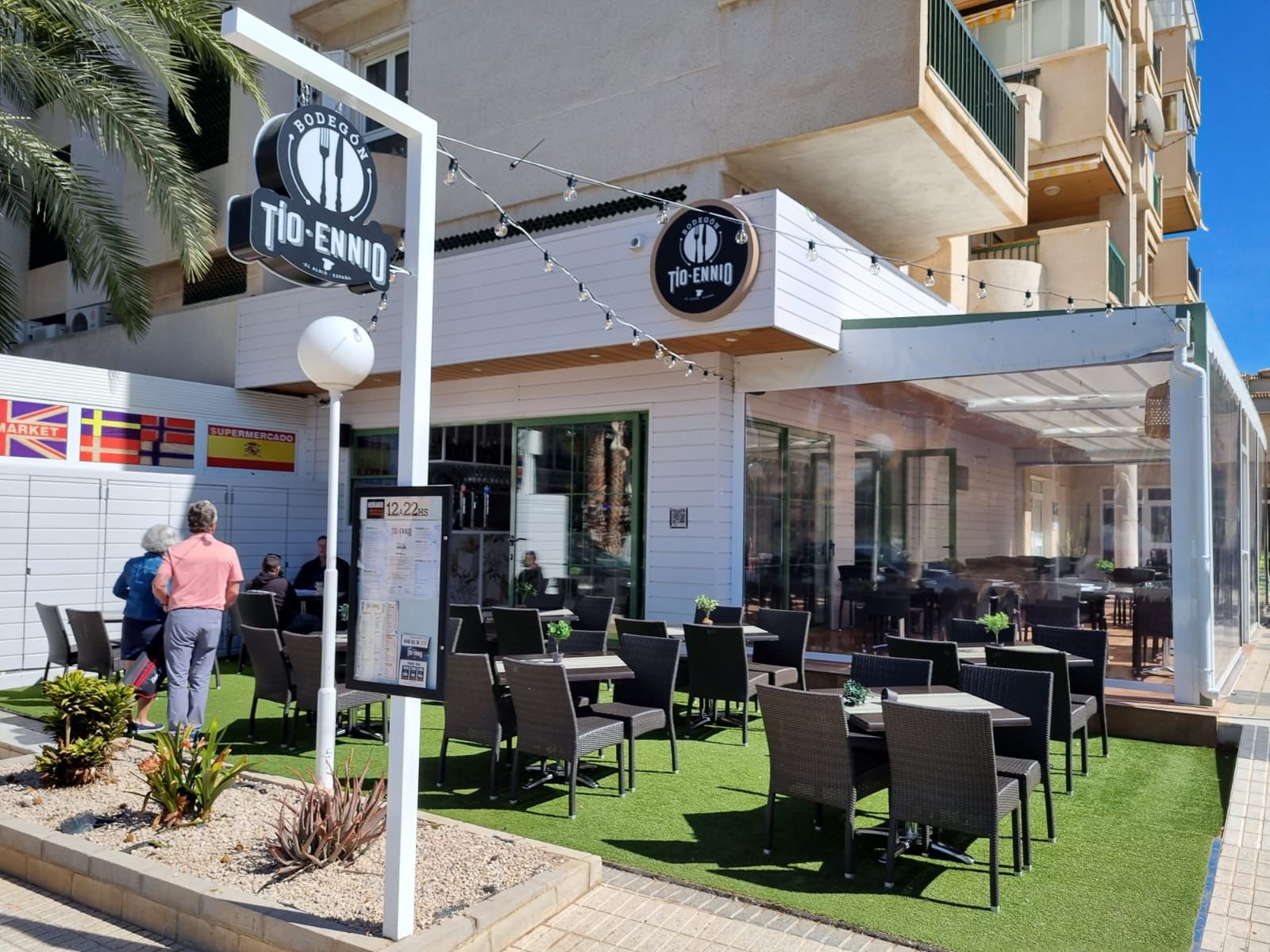 GRAN OPORTUNIDAD DE TRASPASO EN ALBIR, RESTAURANTE TOTALMENTE RENOVADO Y LISTO PARA ENTRAR