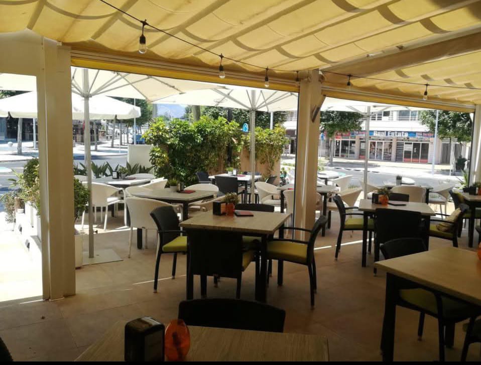 RESTAURANT TRANSFER IN ALBIR – UNIEKE KANS