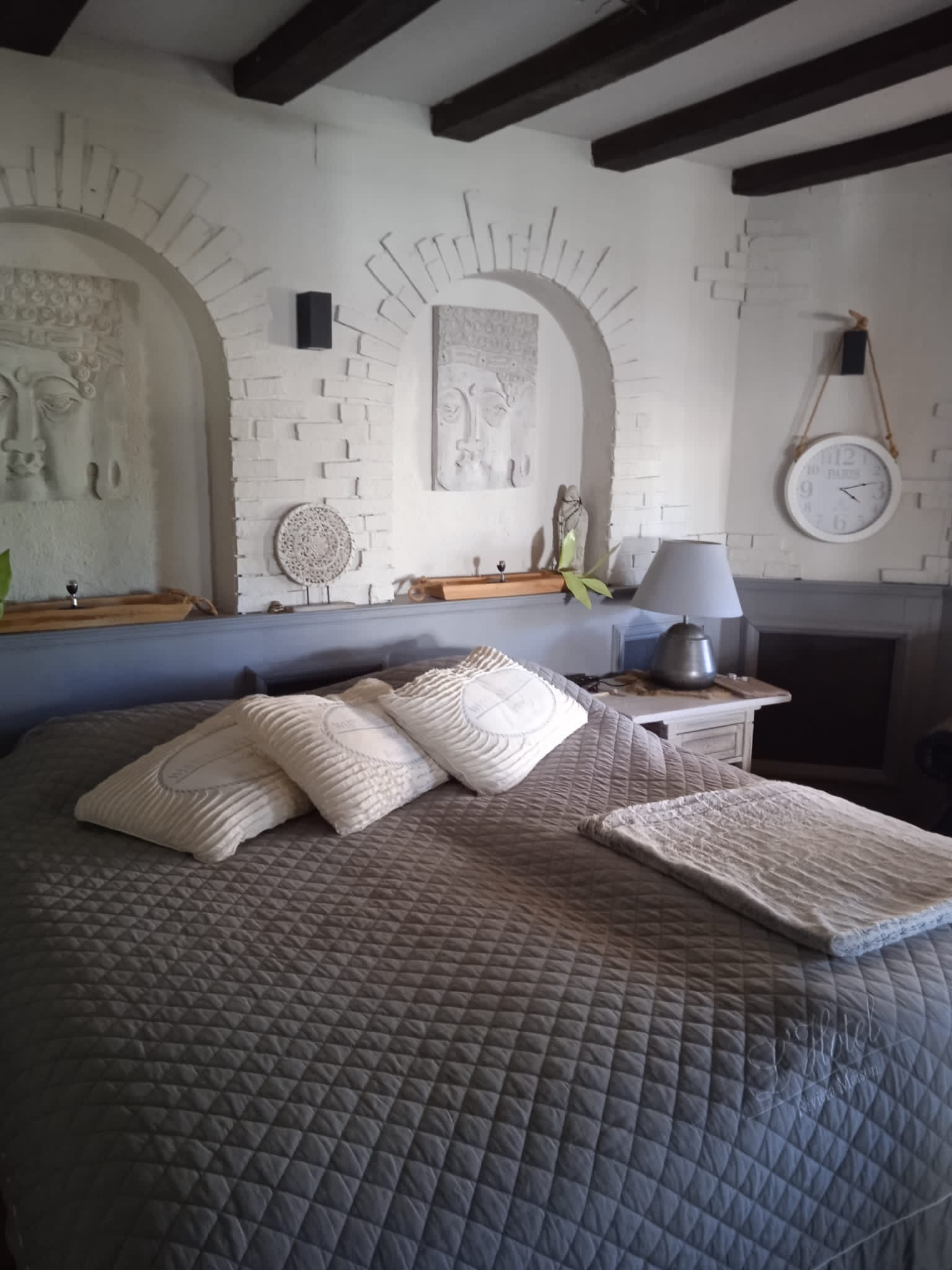 Paz, espacio y una oportunidad única en El Tossal, La Nucía – Descubre tu refugio con historia y potencial