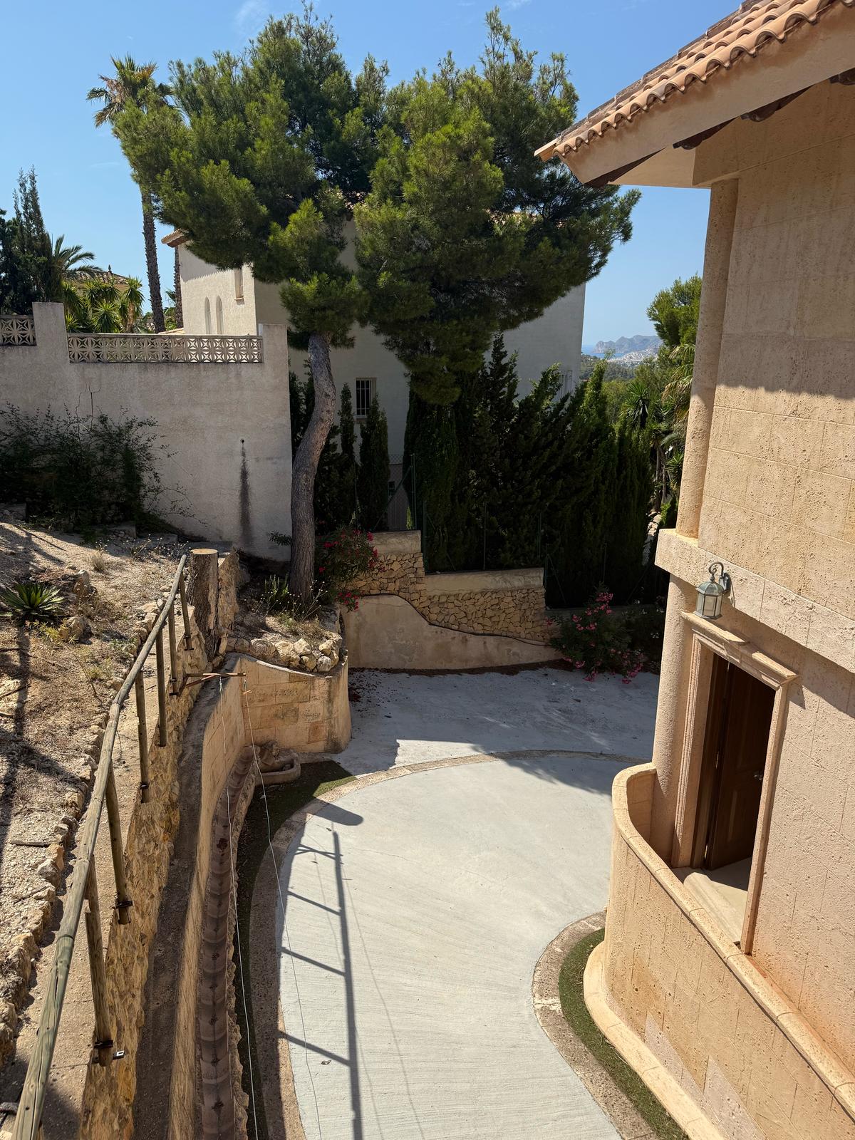 Eine exklusive Perle in Altea la Vella, die alle Erwartungen übertrifft!