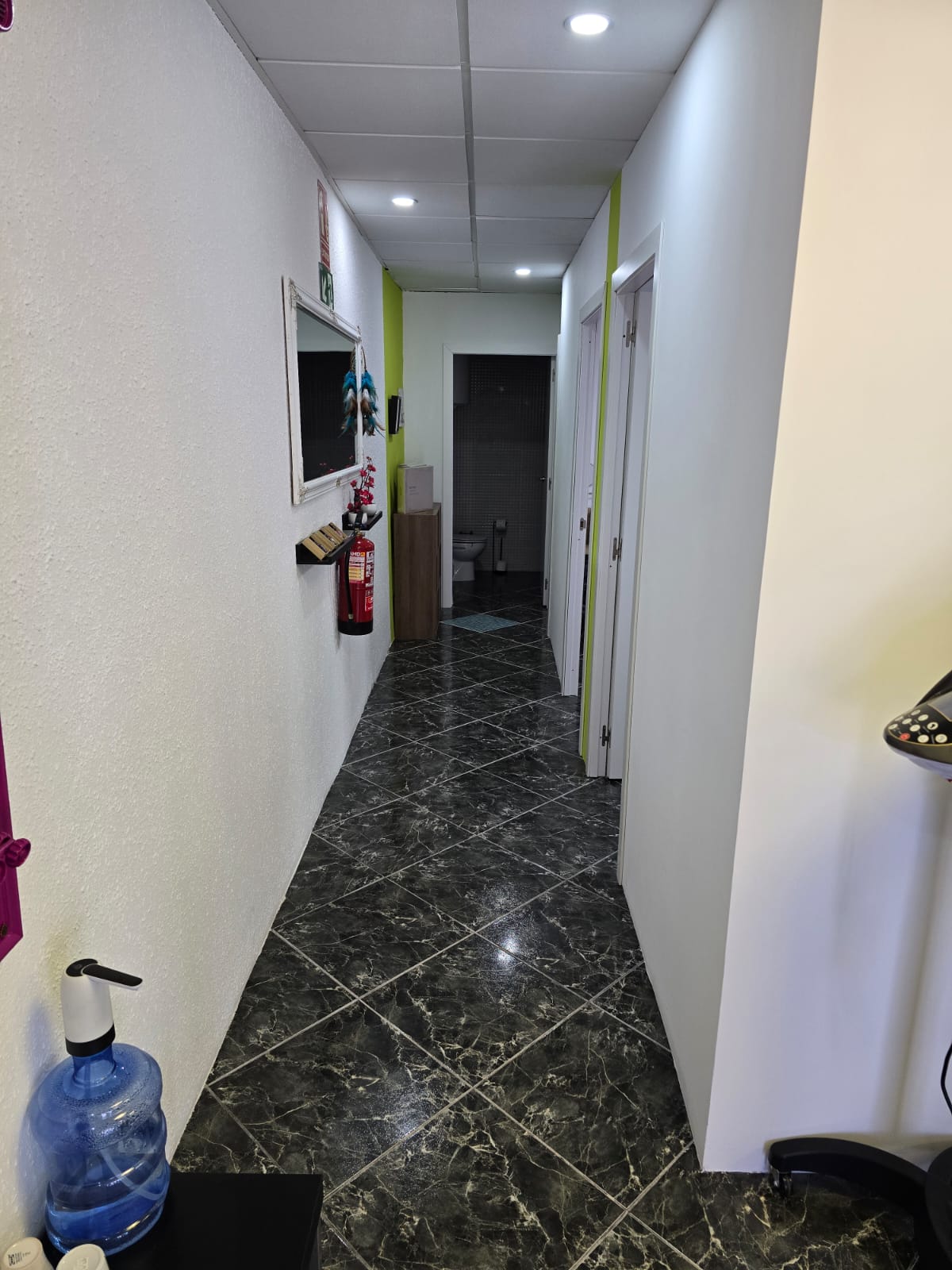 ¡Gran oportunidad en el sector belleza y bienestar en Alfaz del Pi!  